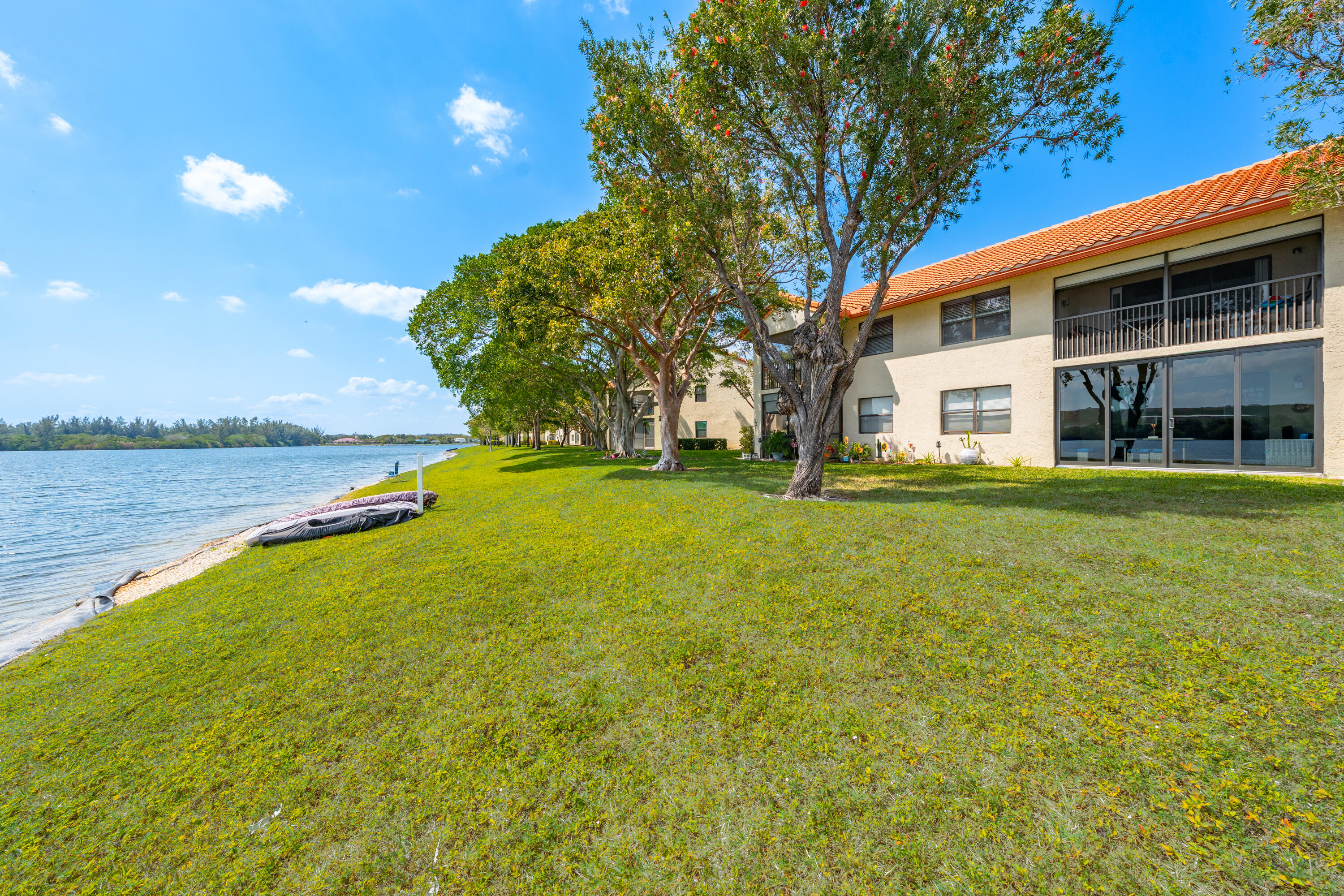 807 Congressional Way 807