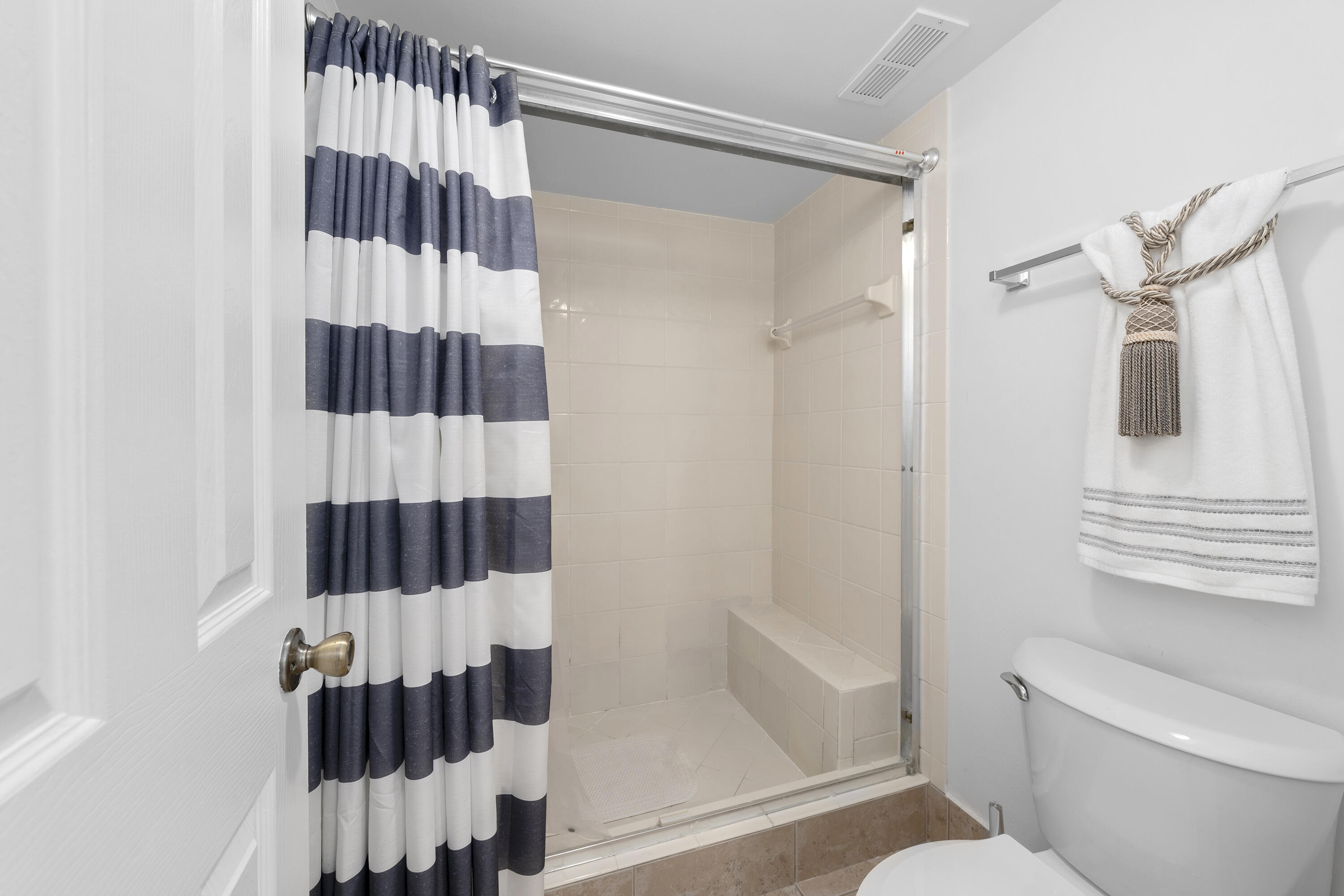 807 Congressional Way 807