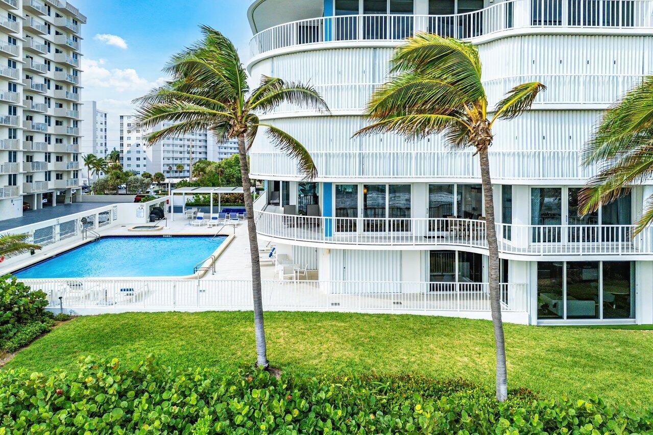3211 S Ocean Boulevard 301
