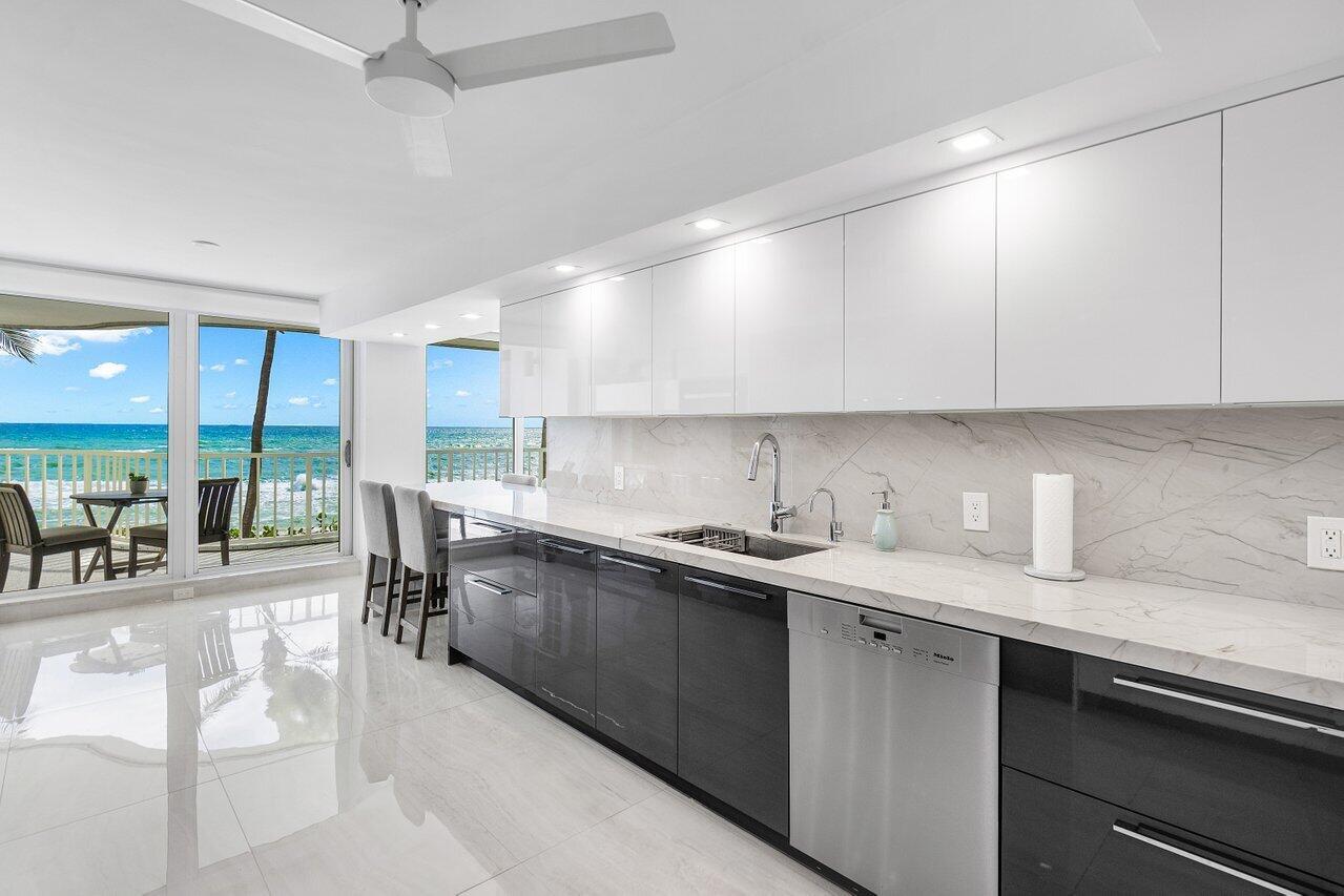 3211 S Ocean Boulevard 301