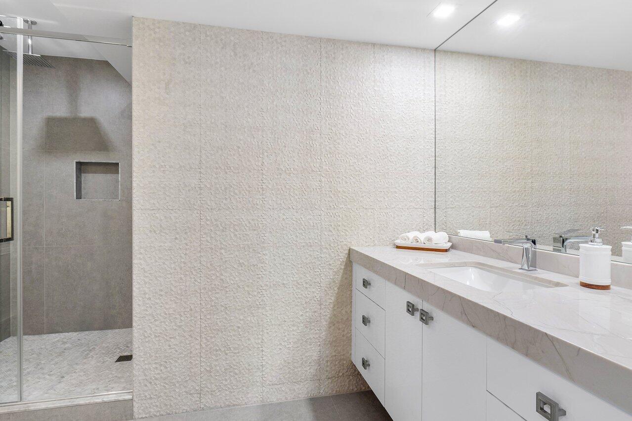 3211 S Ocean Boulevard 301