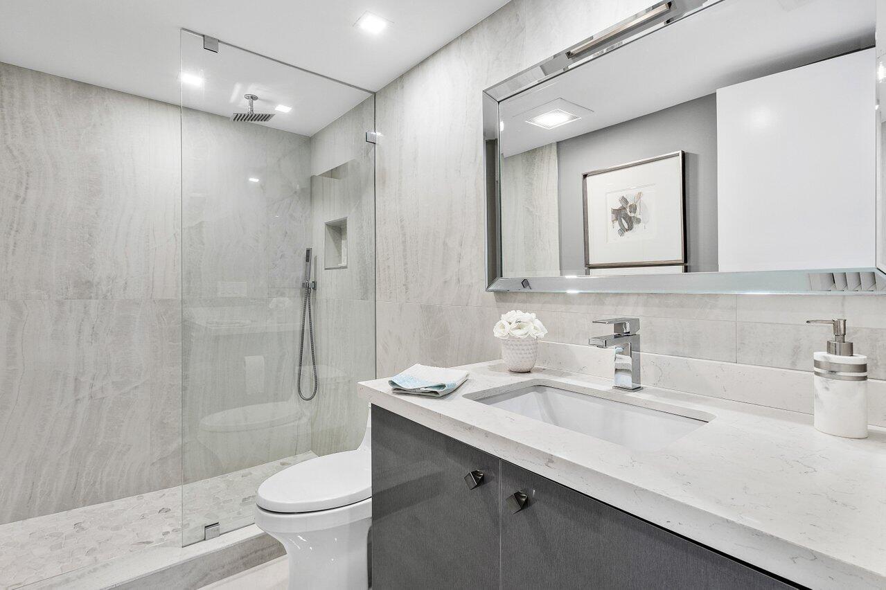 3211 S Ocean Boulevard 301