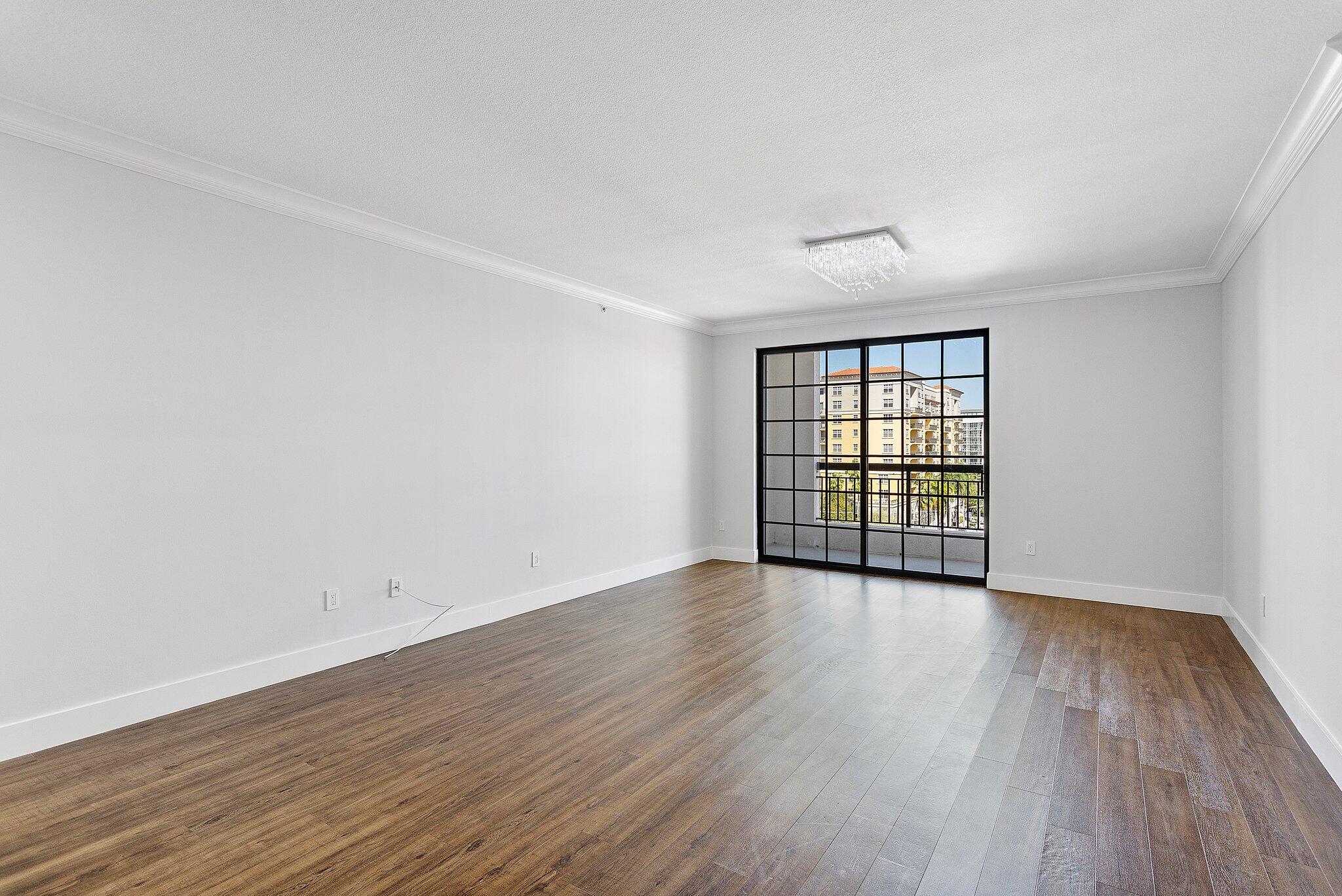 233 S Federal Highway 617