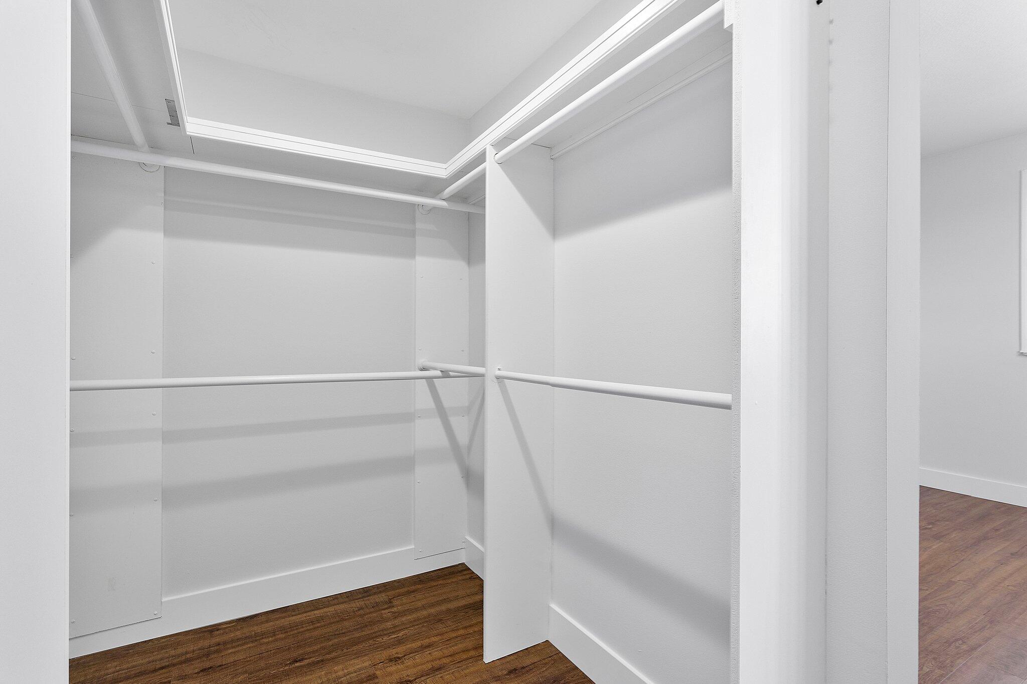 233 S Federal Highway 617