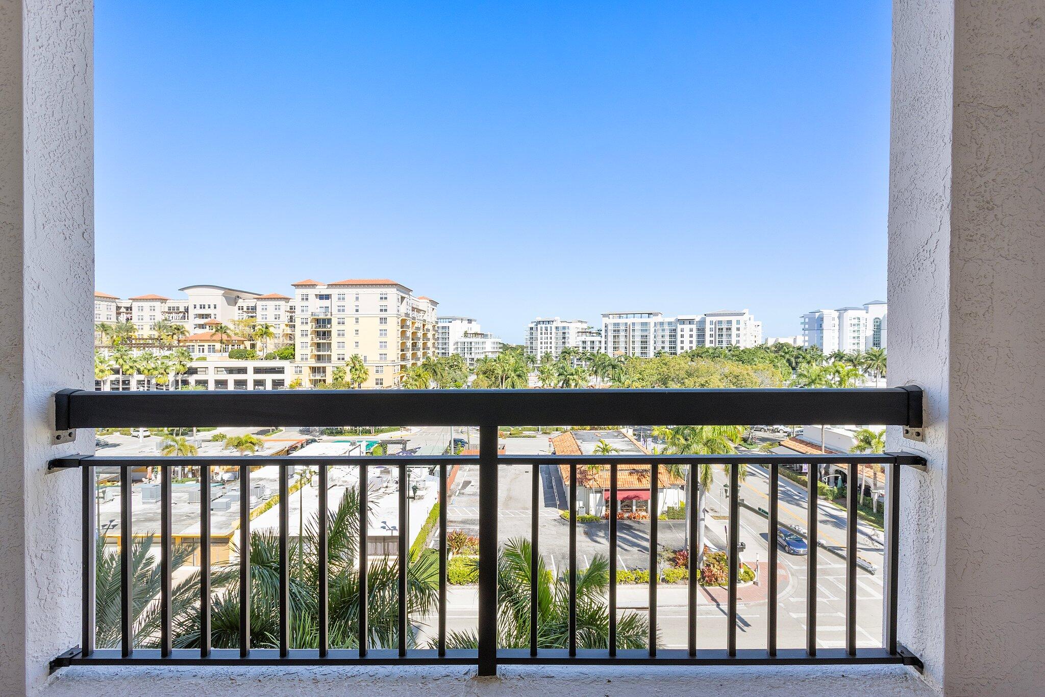 233 S Federal Highway 617