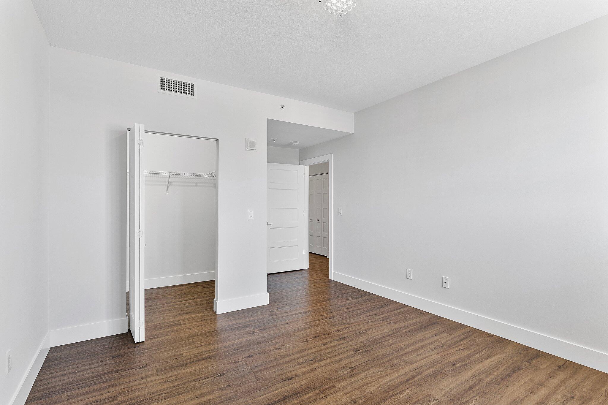 233 S Federal Highway 617