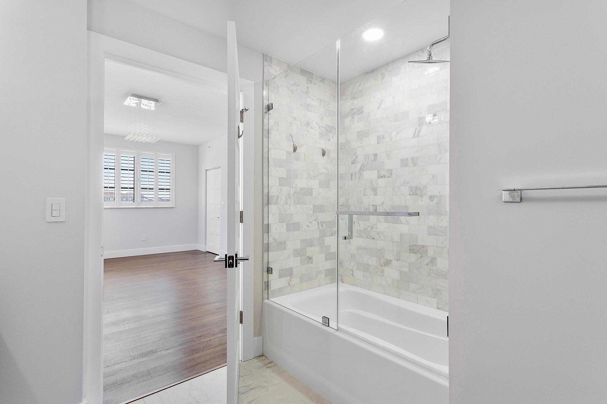 233 S Federal Highway 617