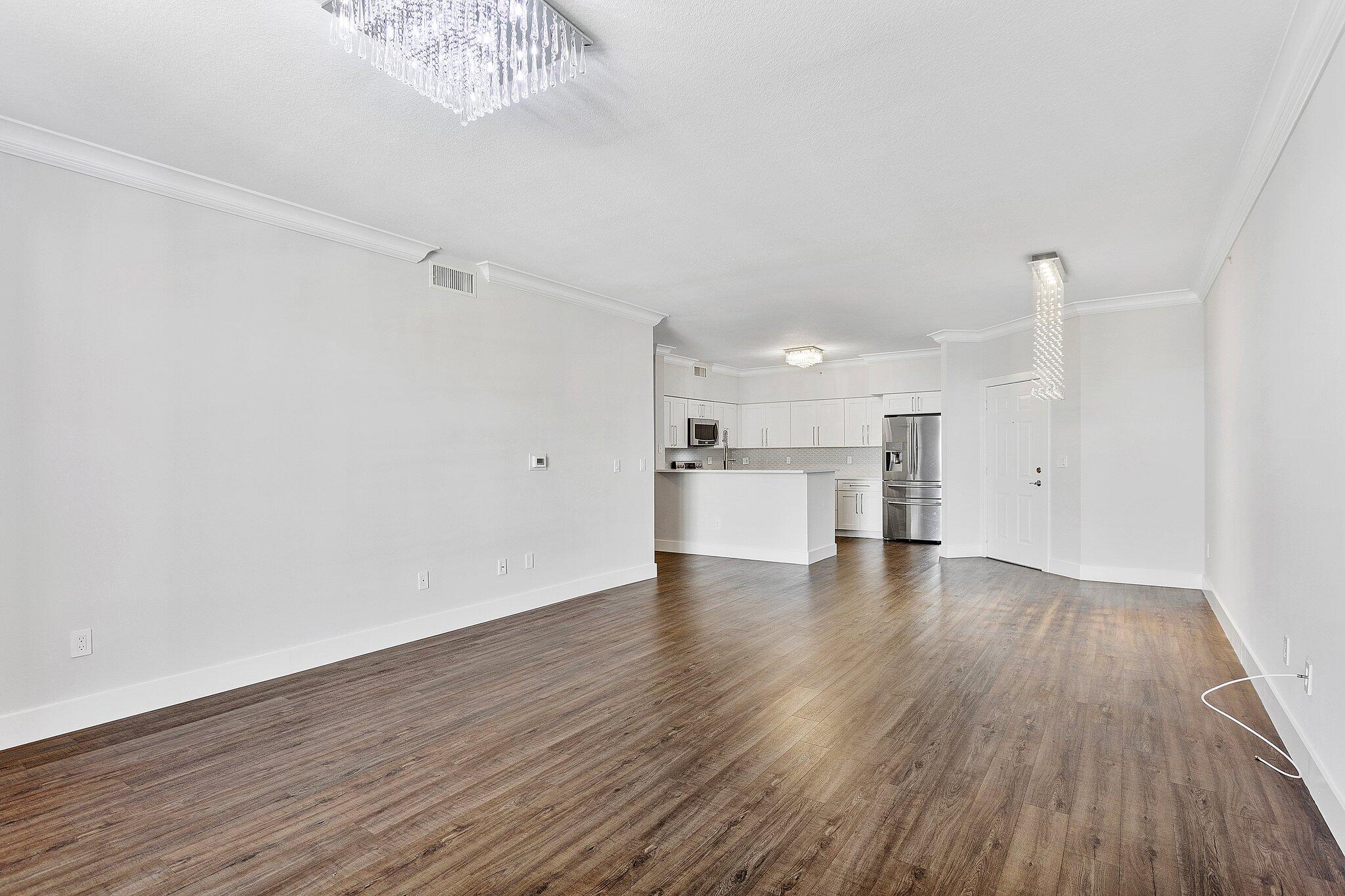 233 S Federal Highway 617