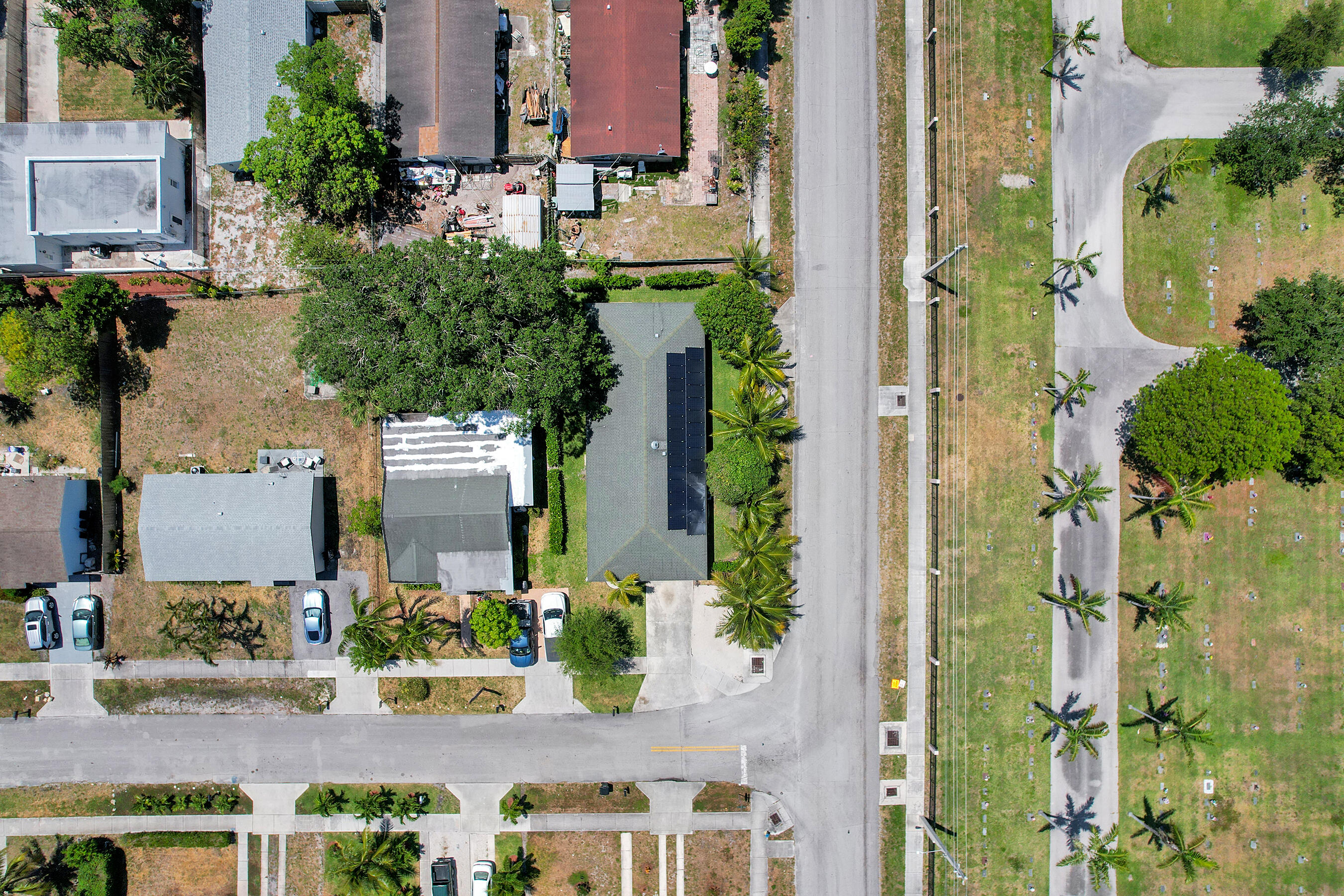 724 SW 9th Street