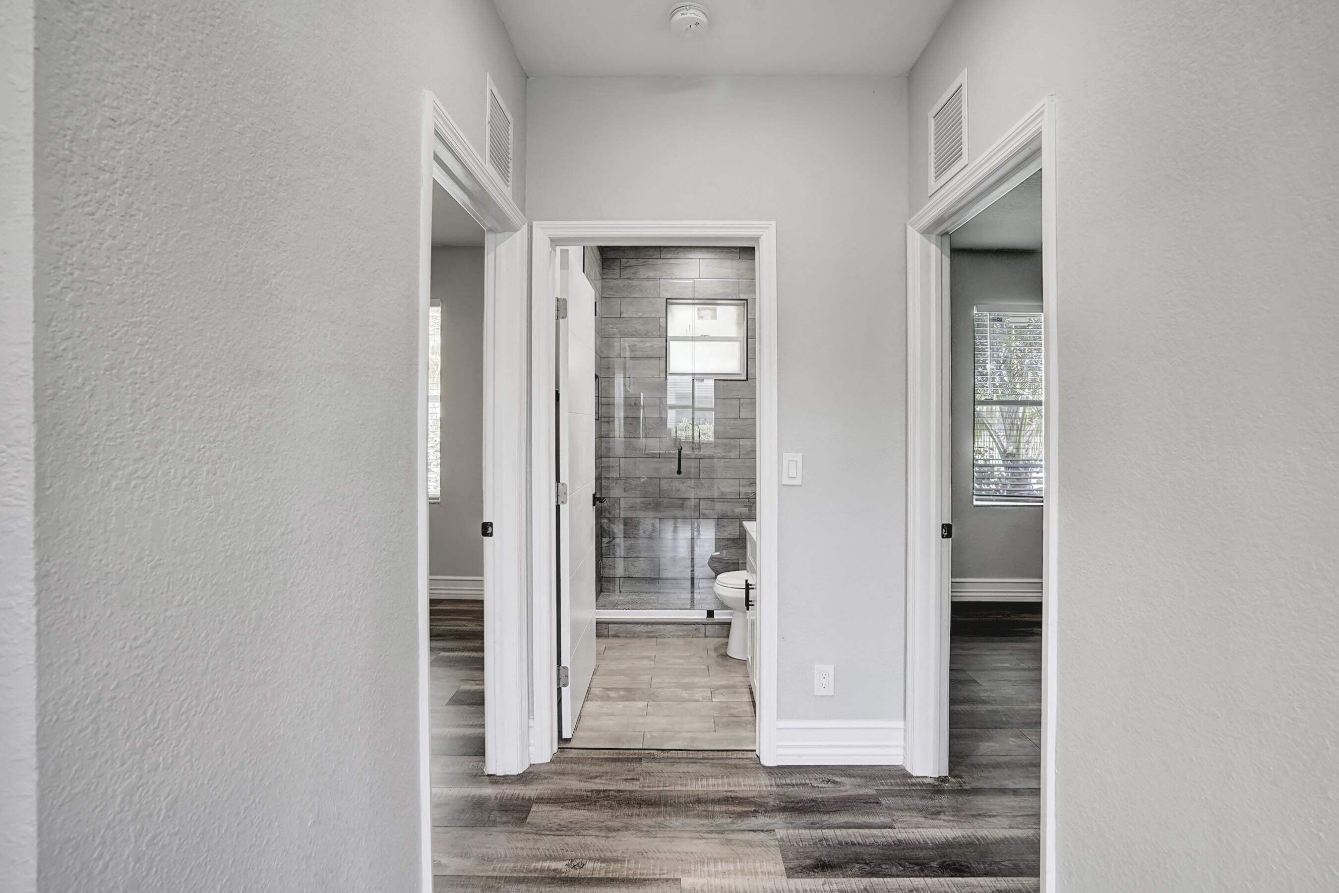 724 SW 9th Street