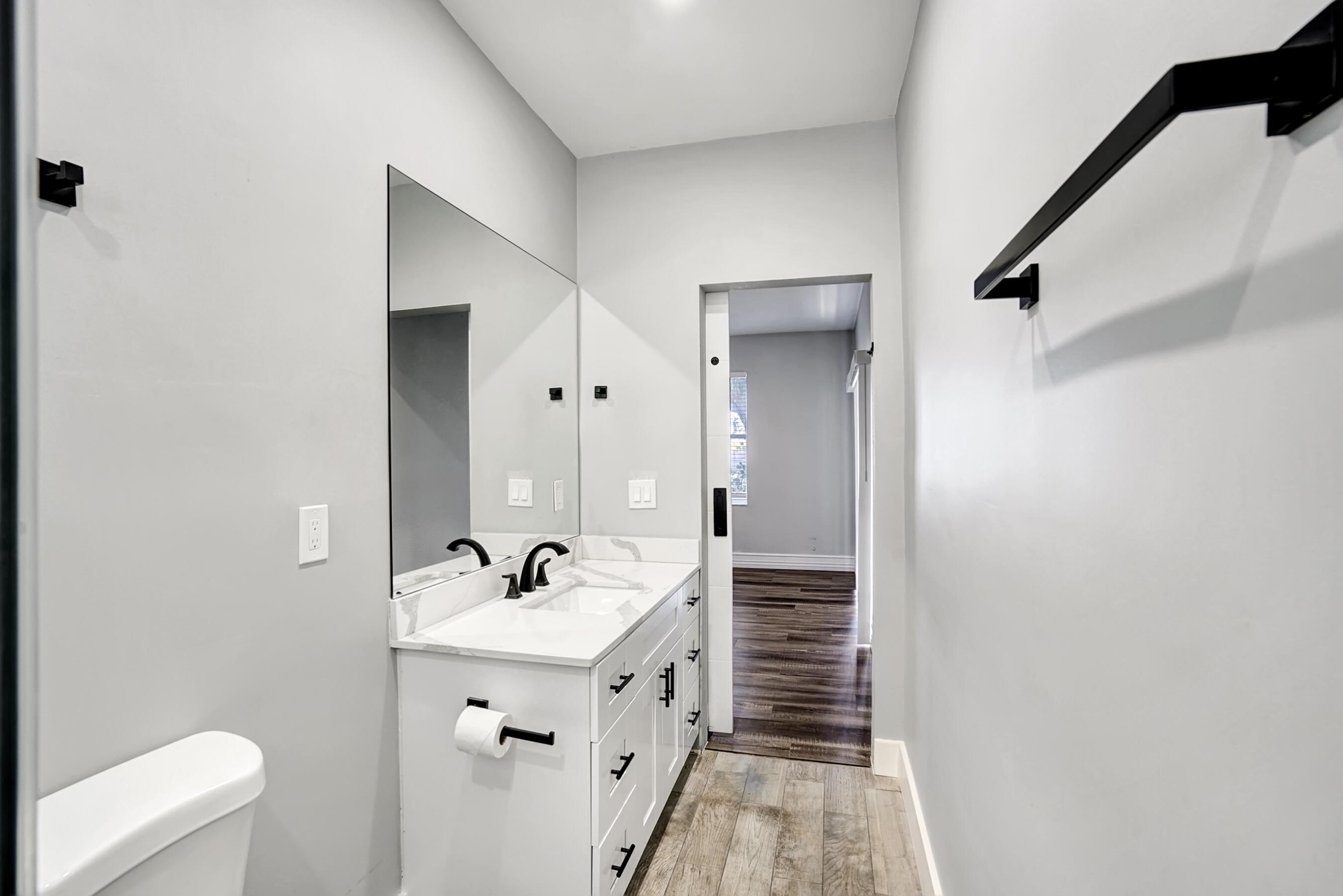 724 SW 9th Street