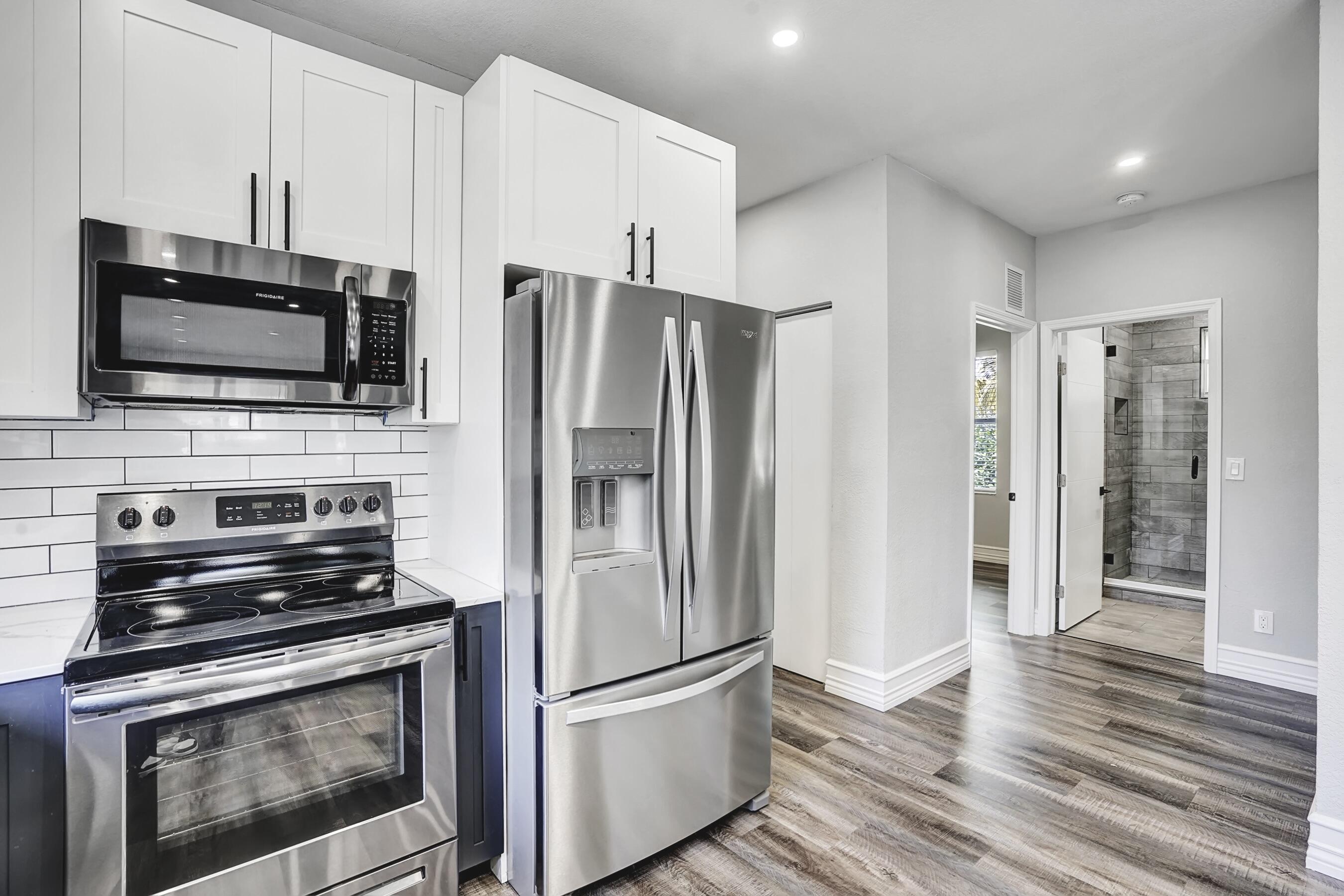 724 SW 9th Street