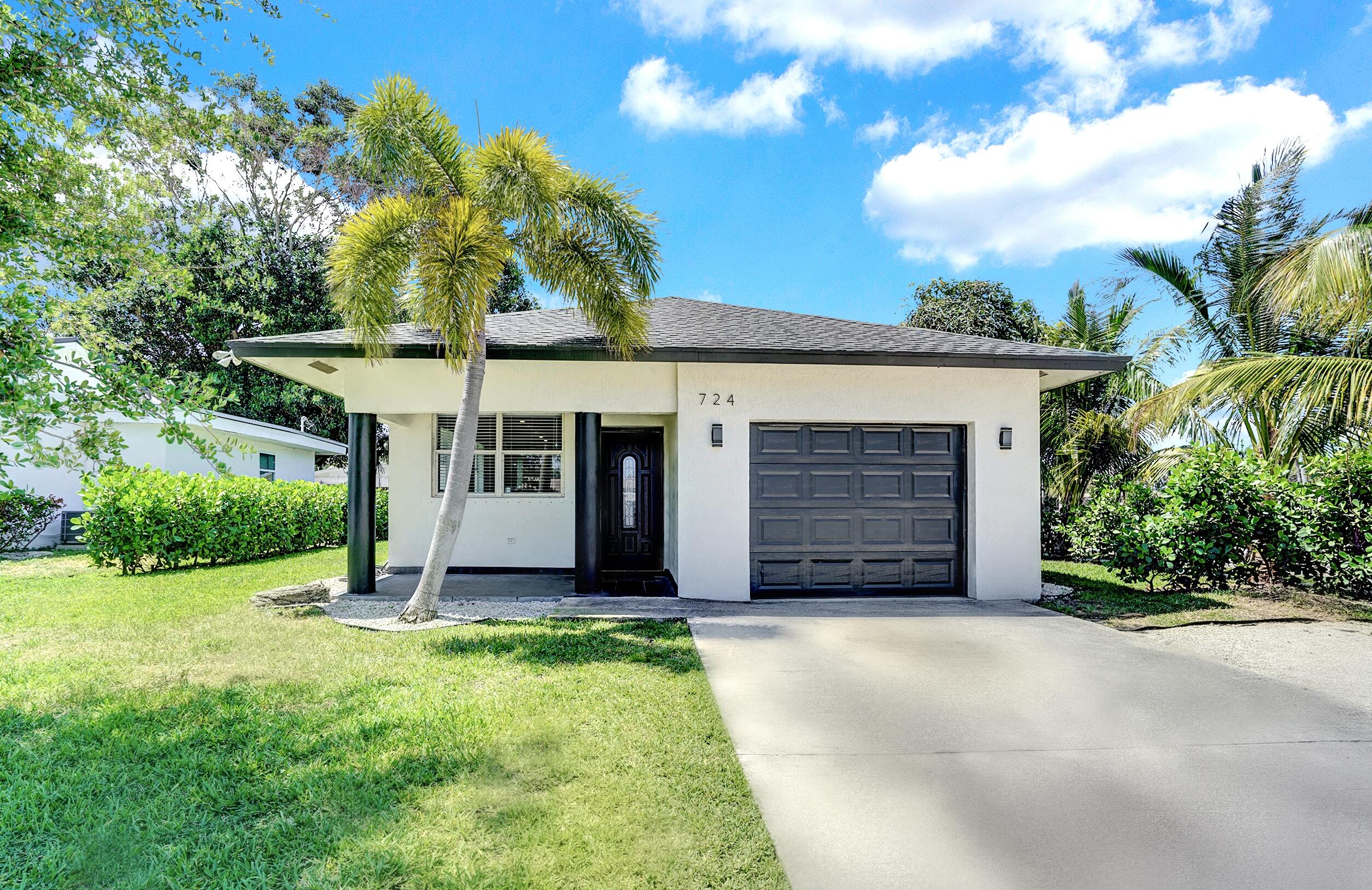 724 SW 9th Street