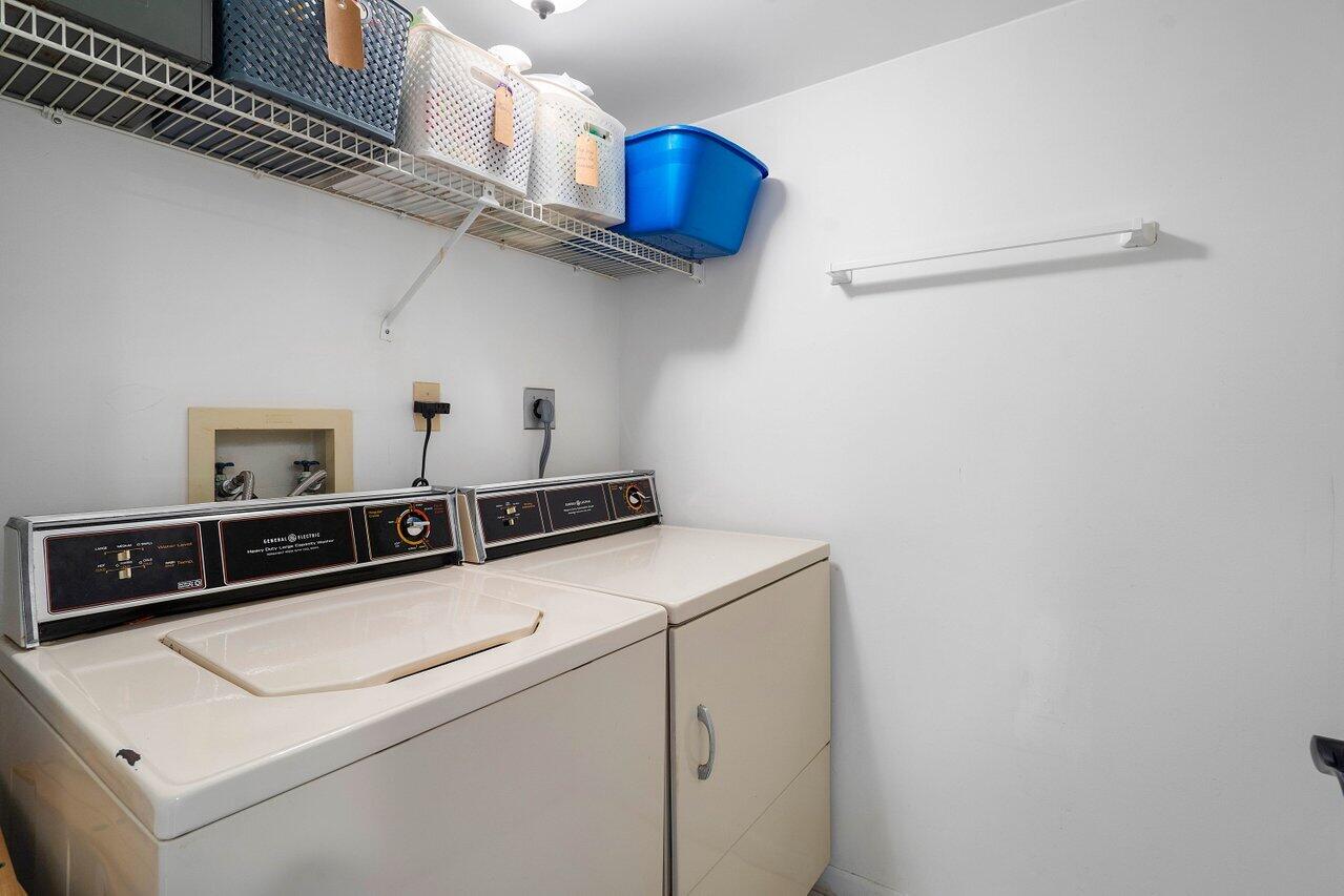 7340 Amberly Lane 404