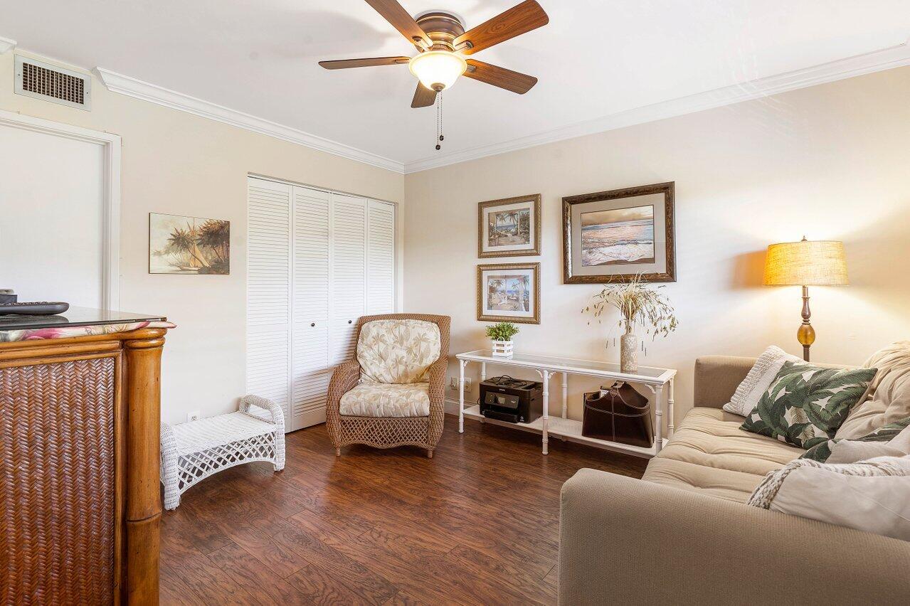 7340 Amberly Lane 404