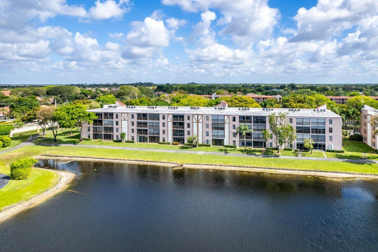 7340 Amberly Lane 404