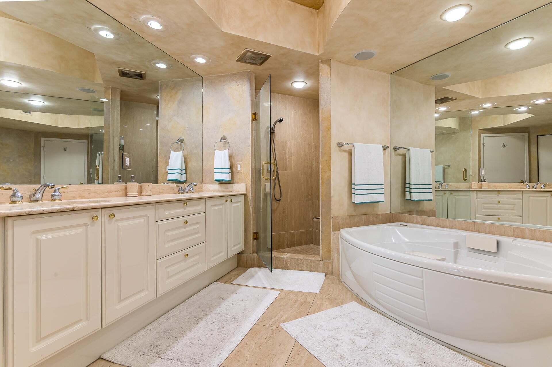 3720 S Ocean Boulevard 907