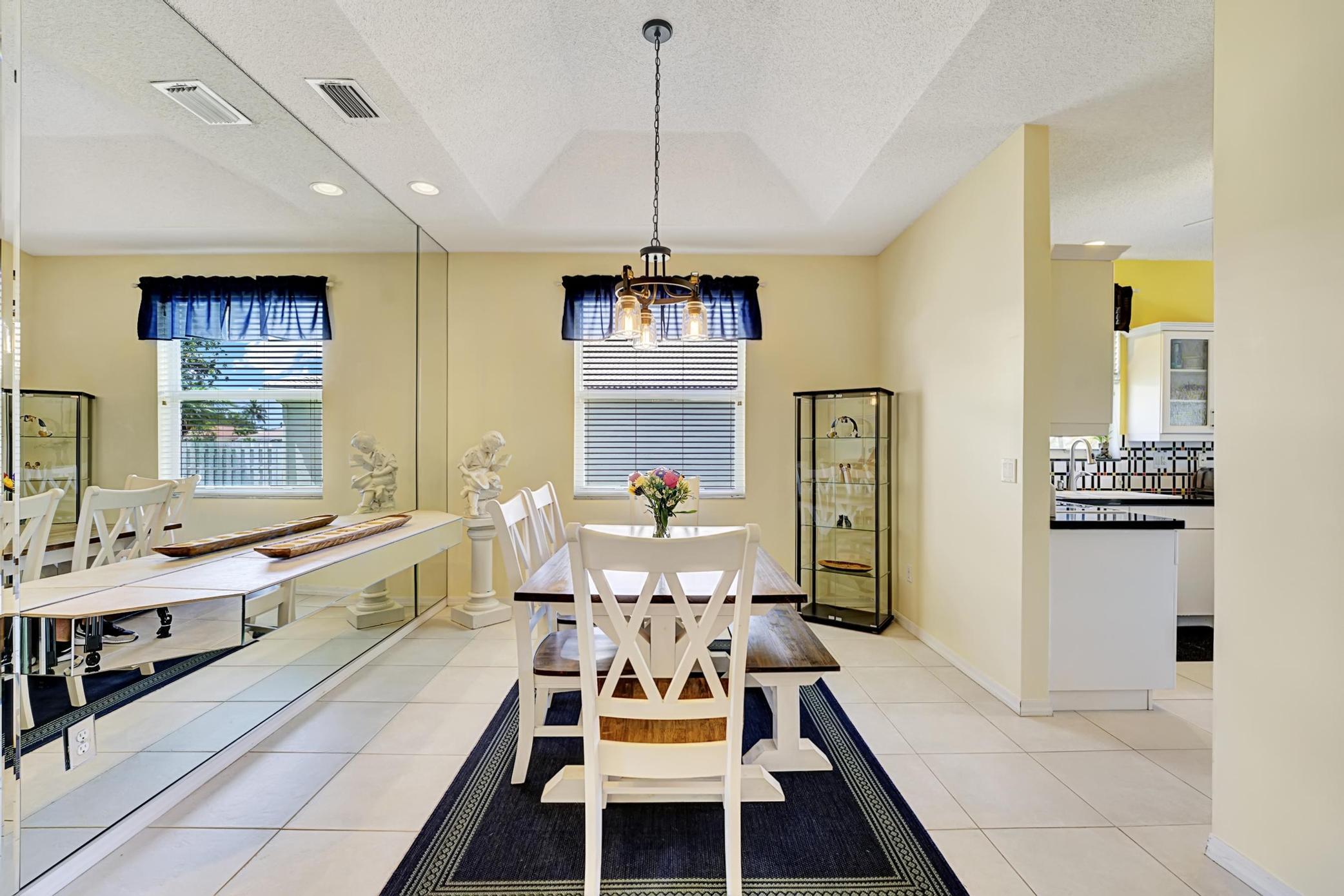 10866 Fillmore Drive