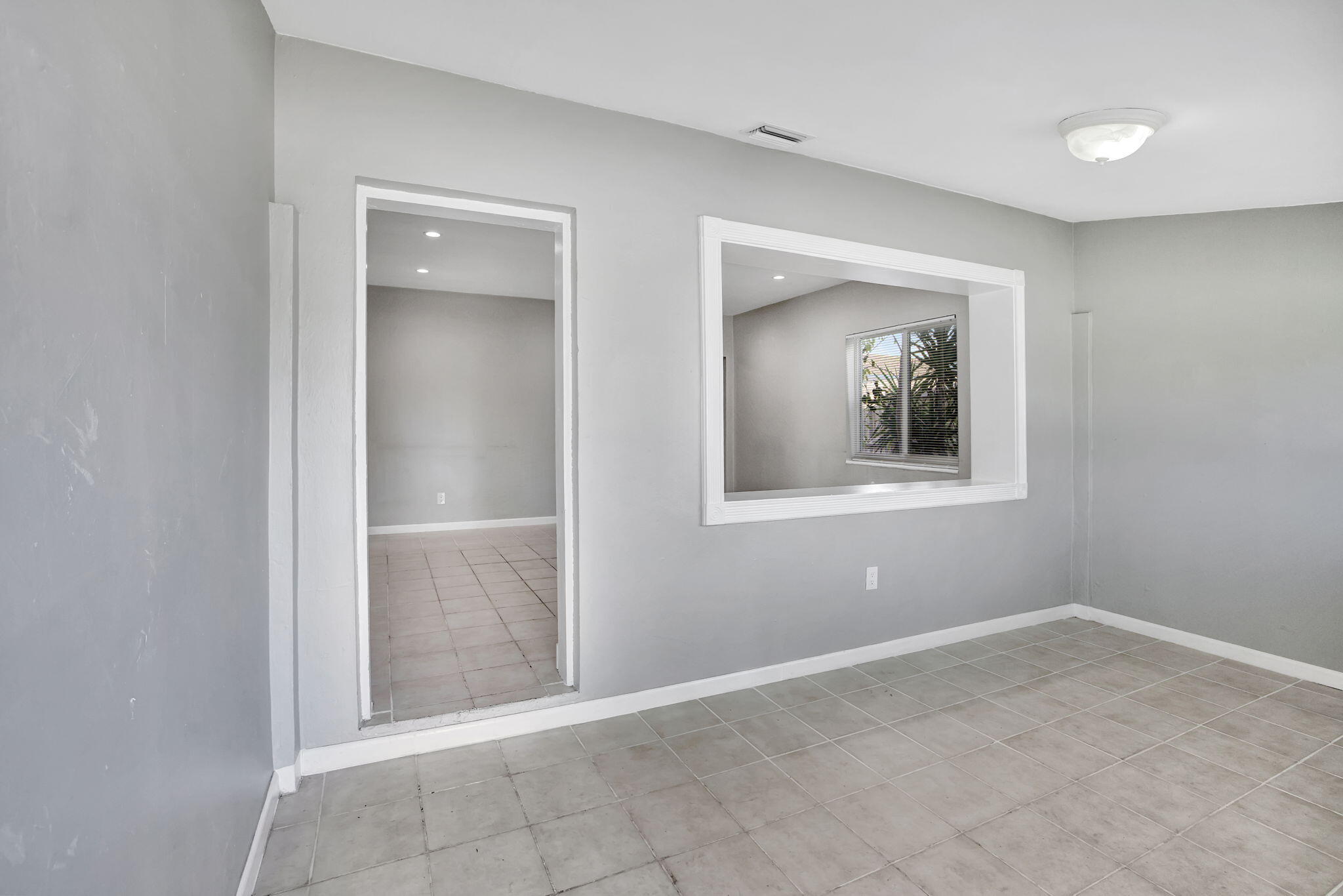 300 NW 16th Street 300