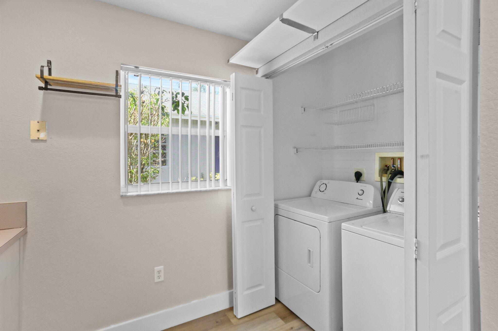1413 Amaryllis Lane
