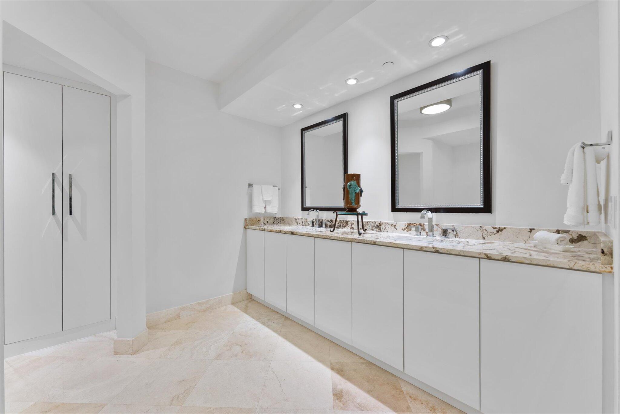 550 SE Mizner Boulevard B206