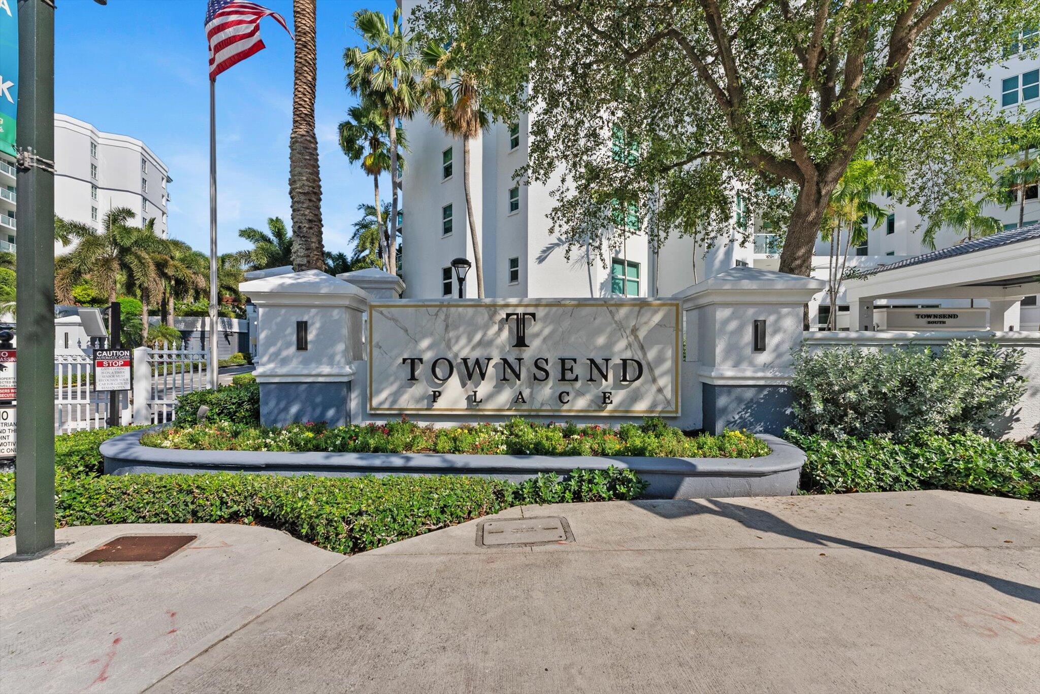 550 SE Mizner Boulevard B206