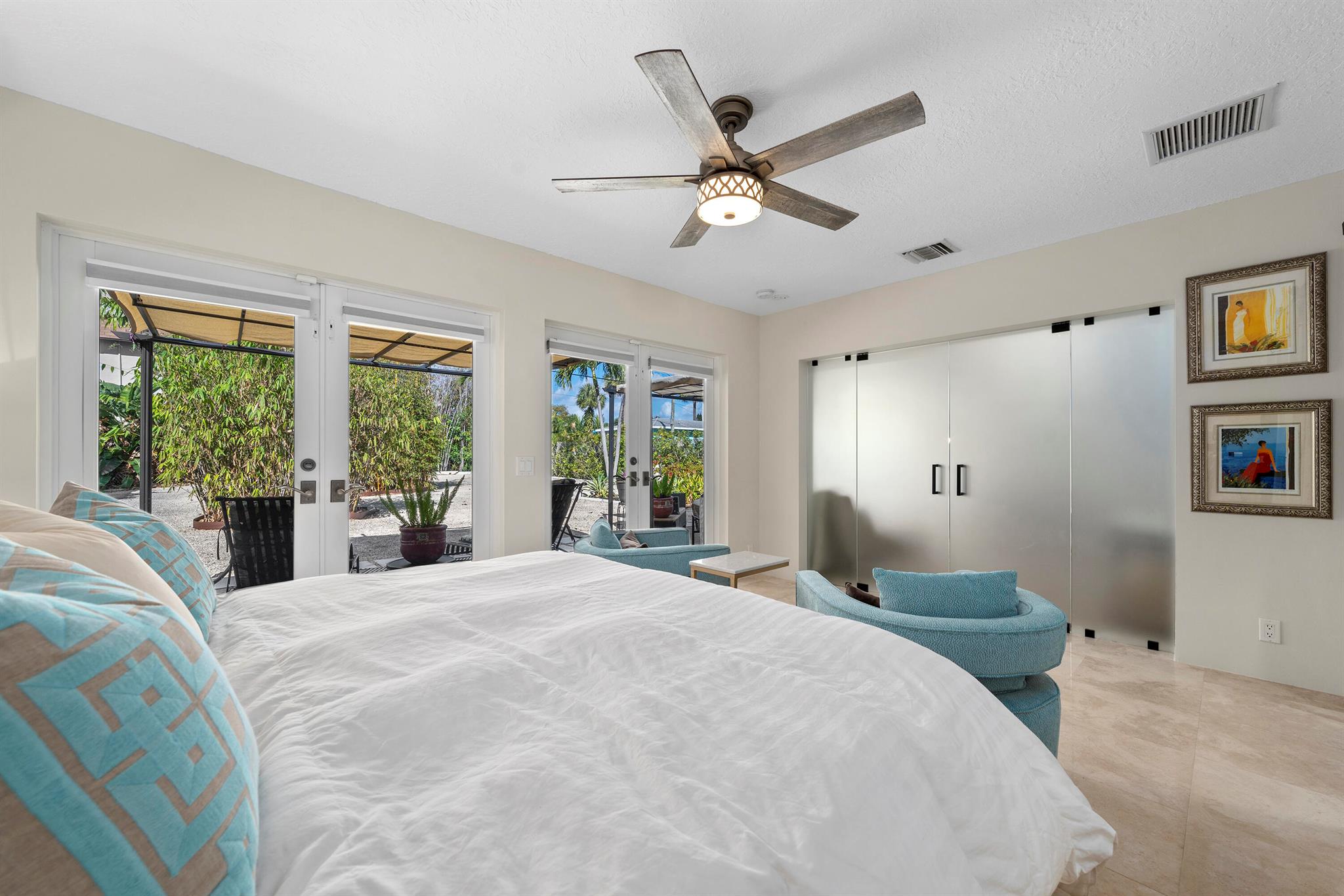 1501 S Palmway