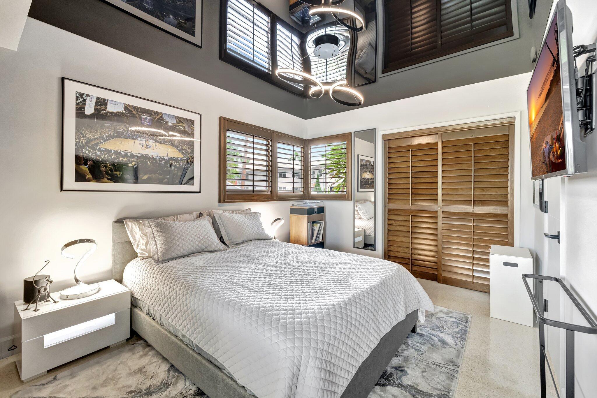 2701 Yacht Club Boulevard C3