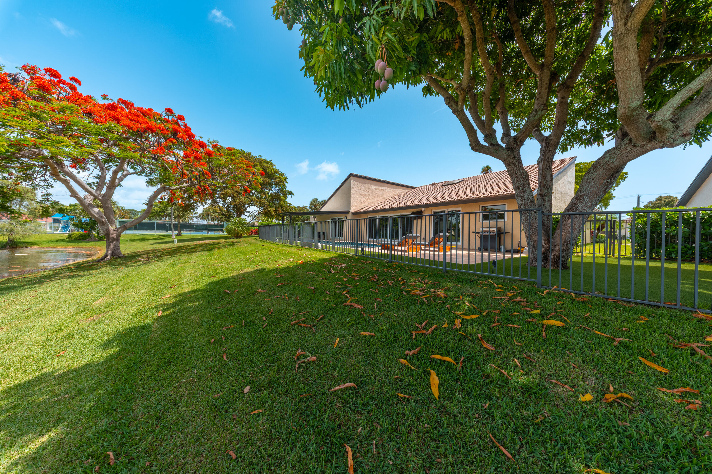 2407 SW 23rd Cranbrook Drive