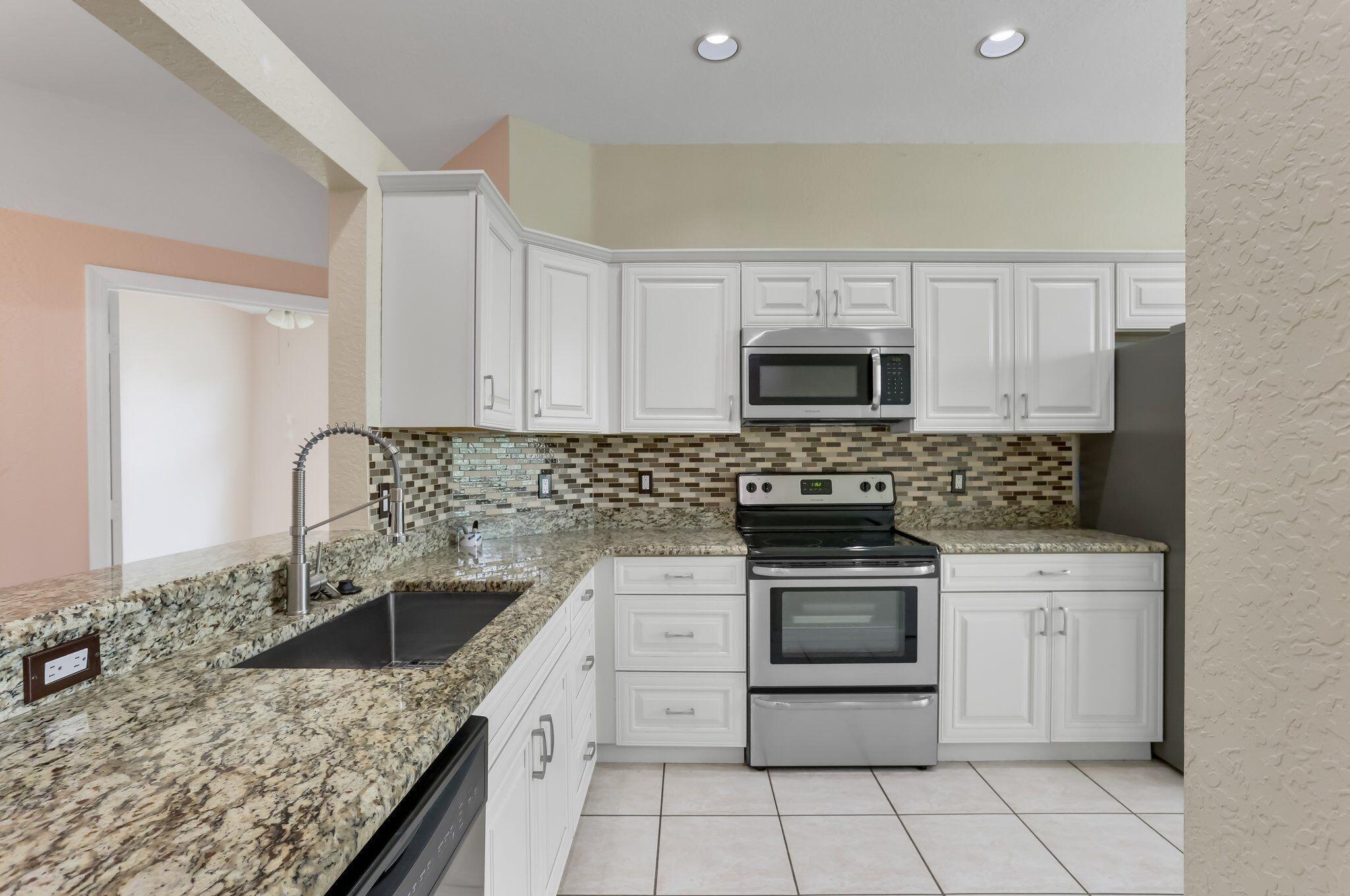 5779 Island Reach Lane