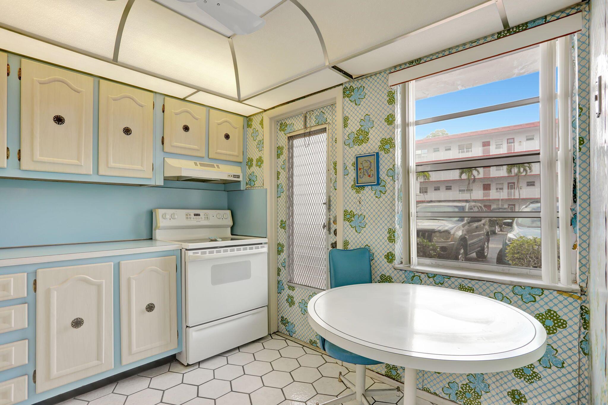 4000 NW 44th Avenue 113
