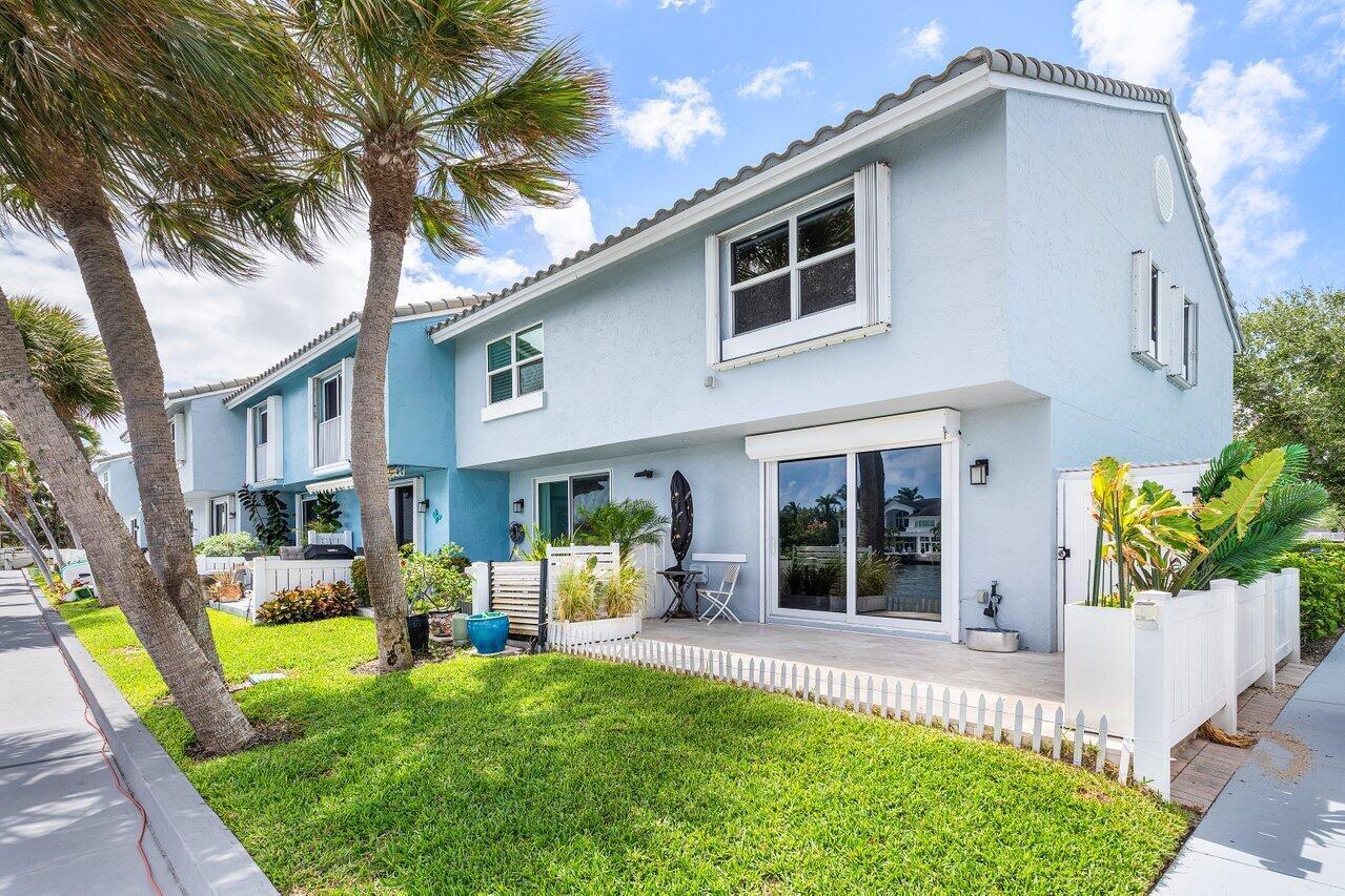 942 Jeffery Street