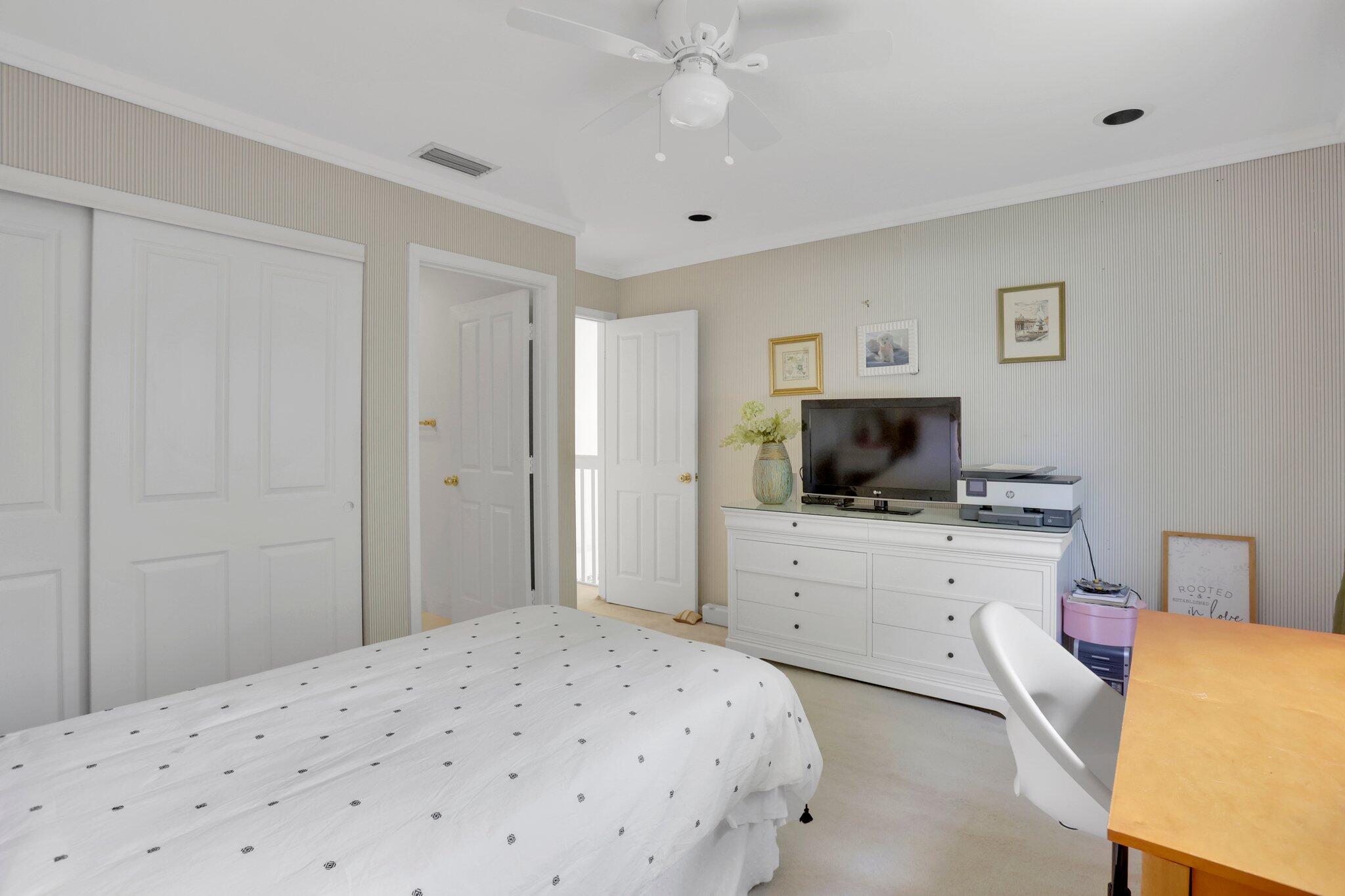 2543 NW 53rd Street