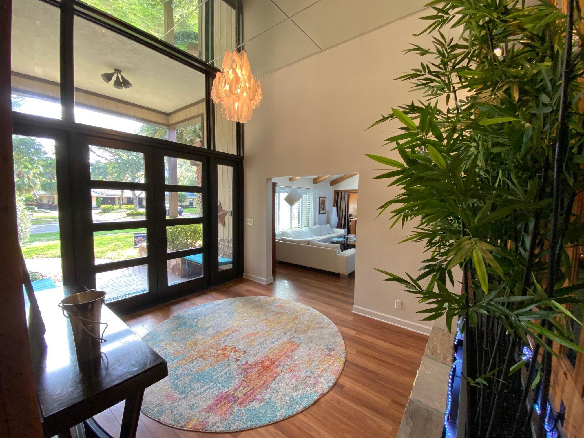 2903 Banyan Boulevard Circle NW