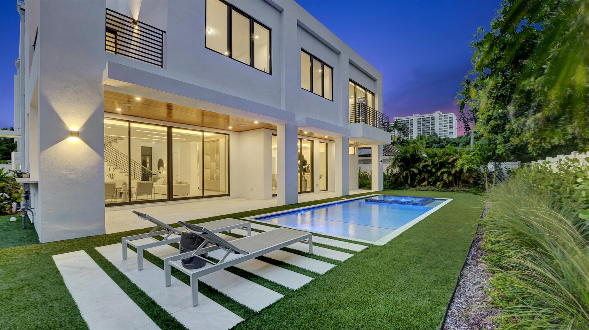 812 Malaga Drive