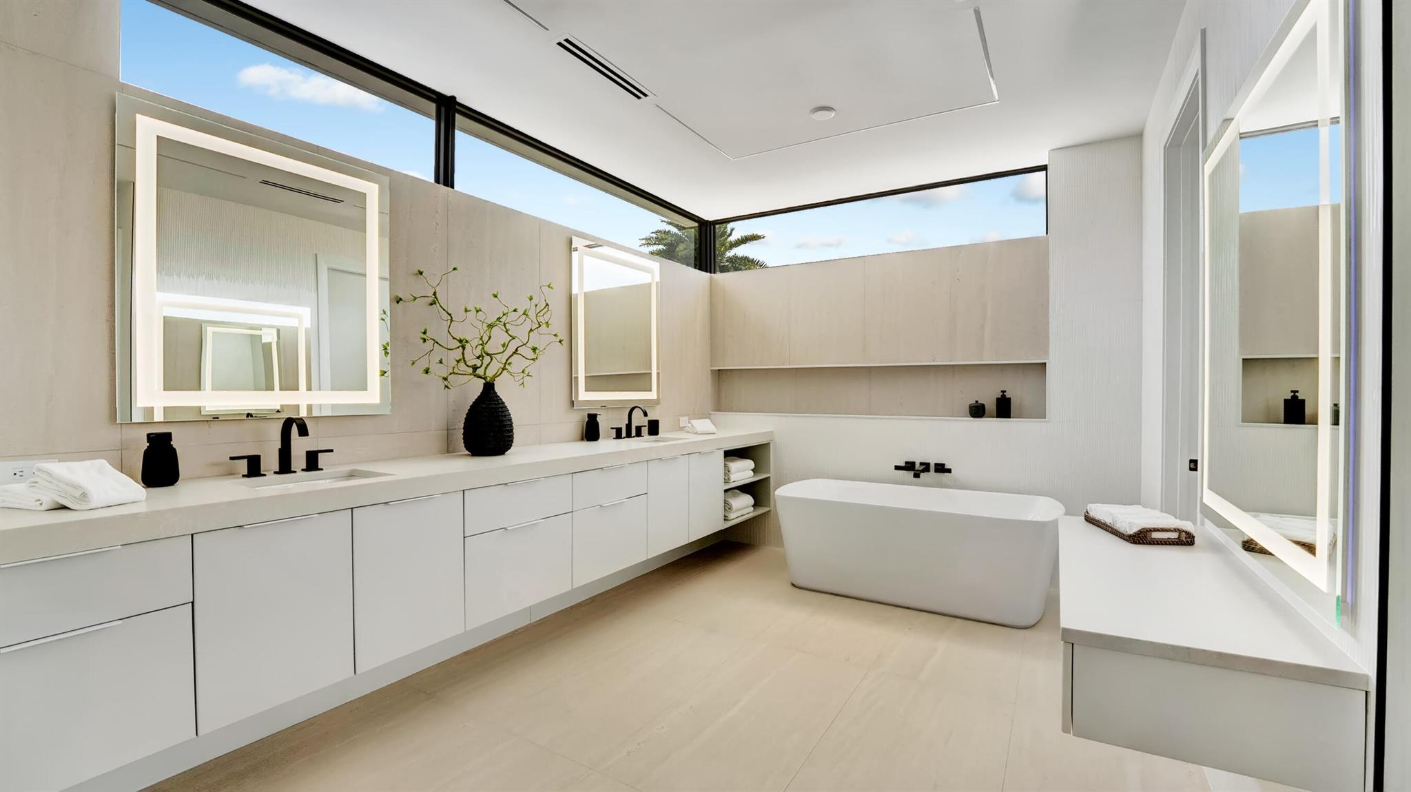 812 Malaga Drive