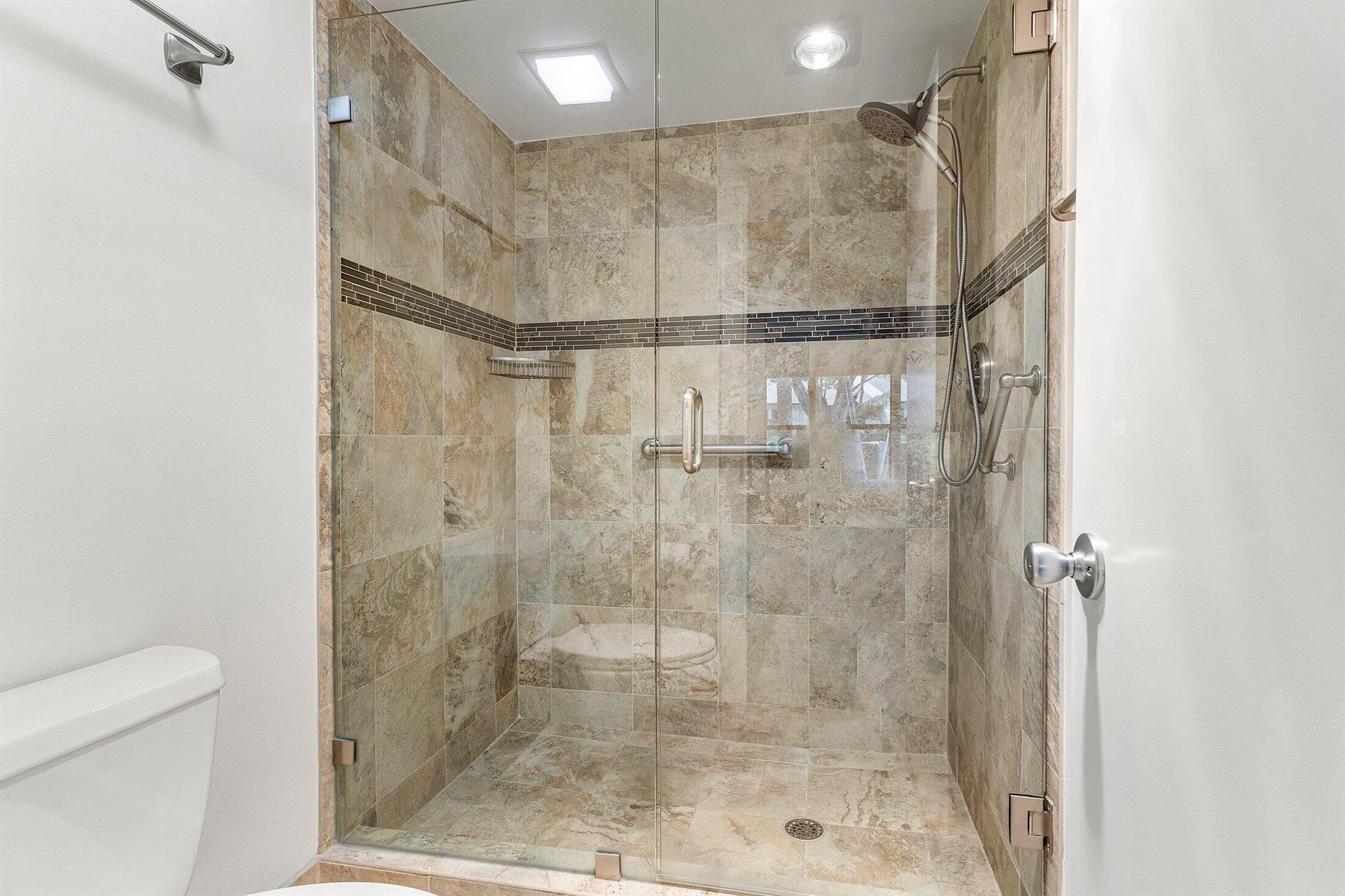 5106 Oakhill Lane 911