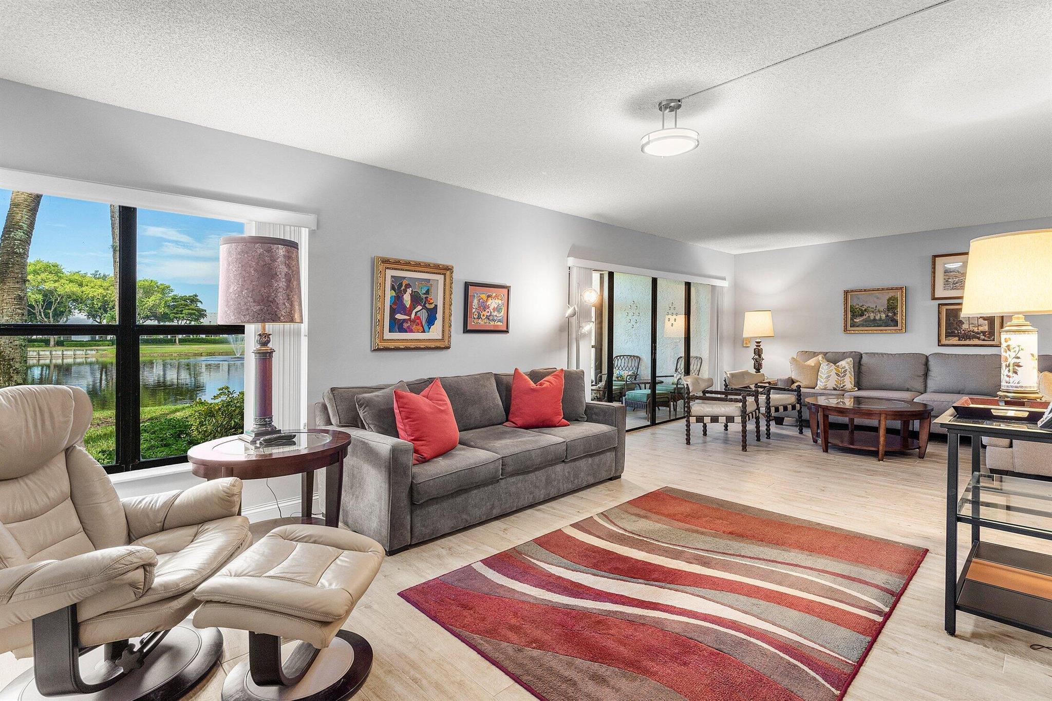 5106 Oakhill Lane 911