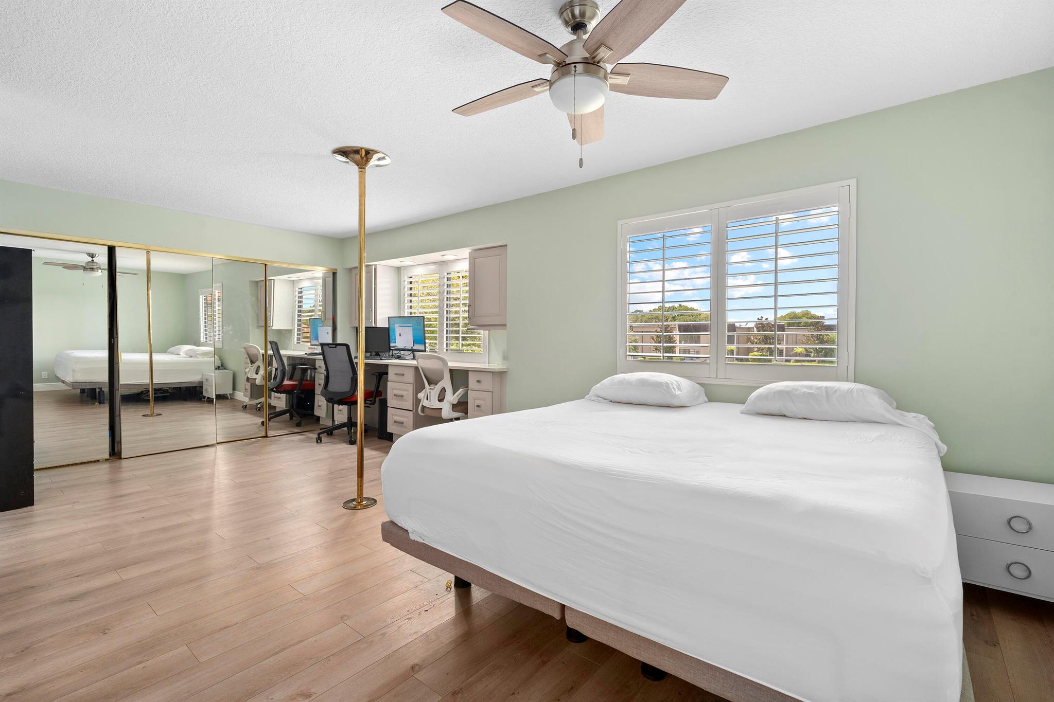 2808 Casa Way