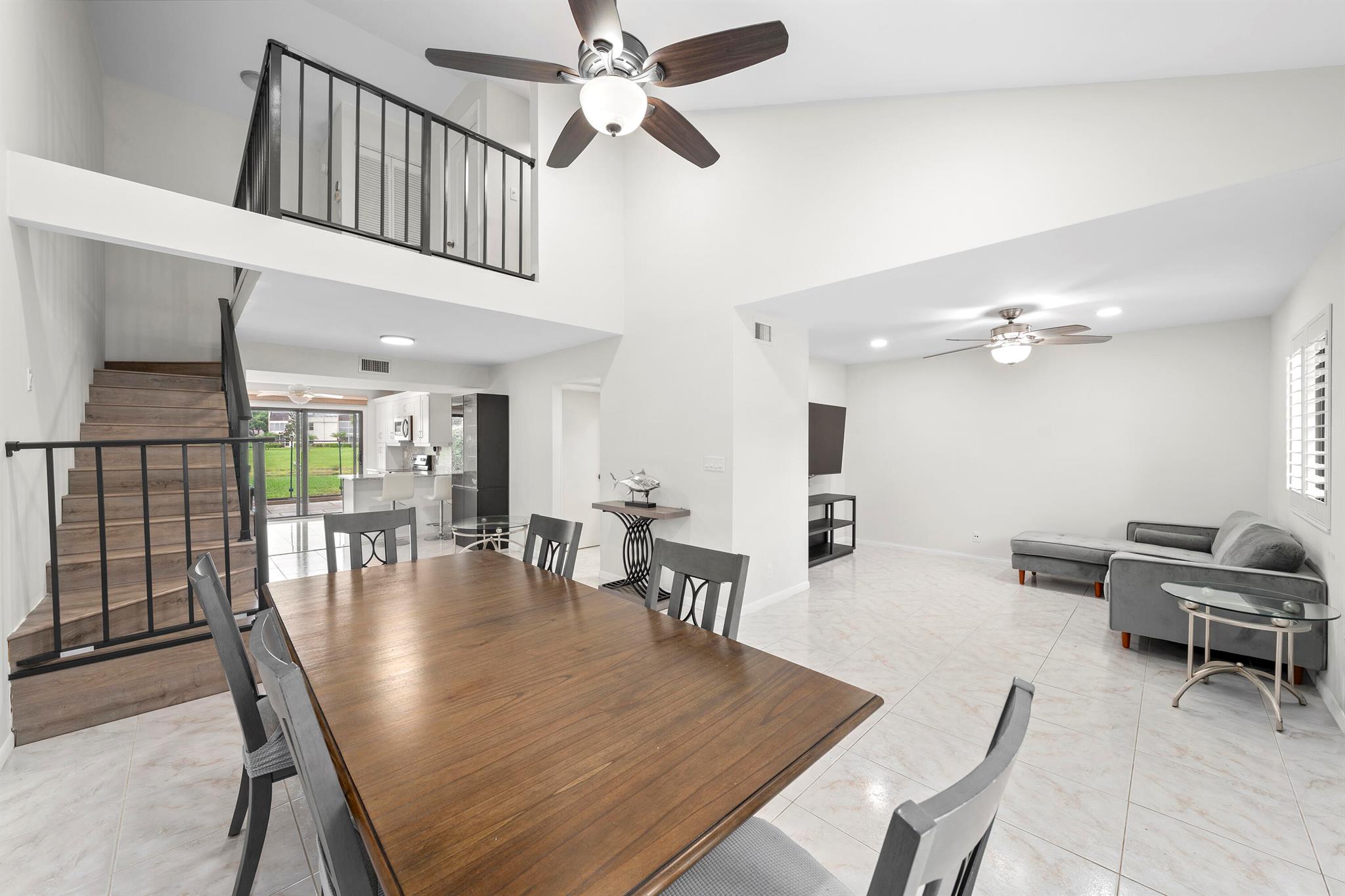 2808 Casa Way