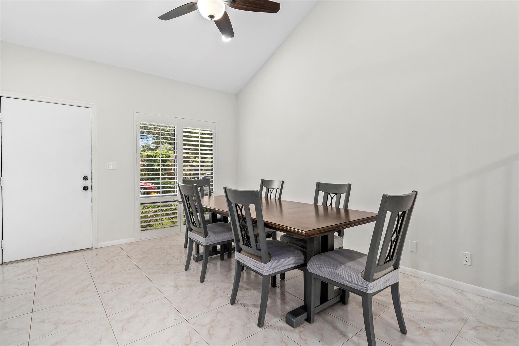 2808 Casa Way