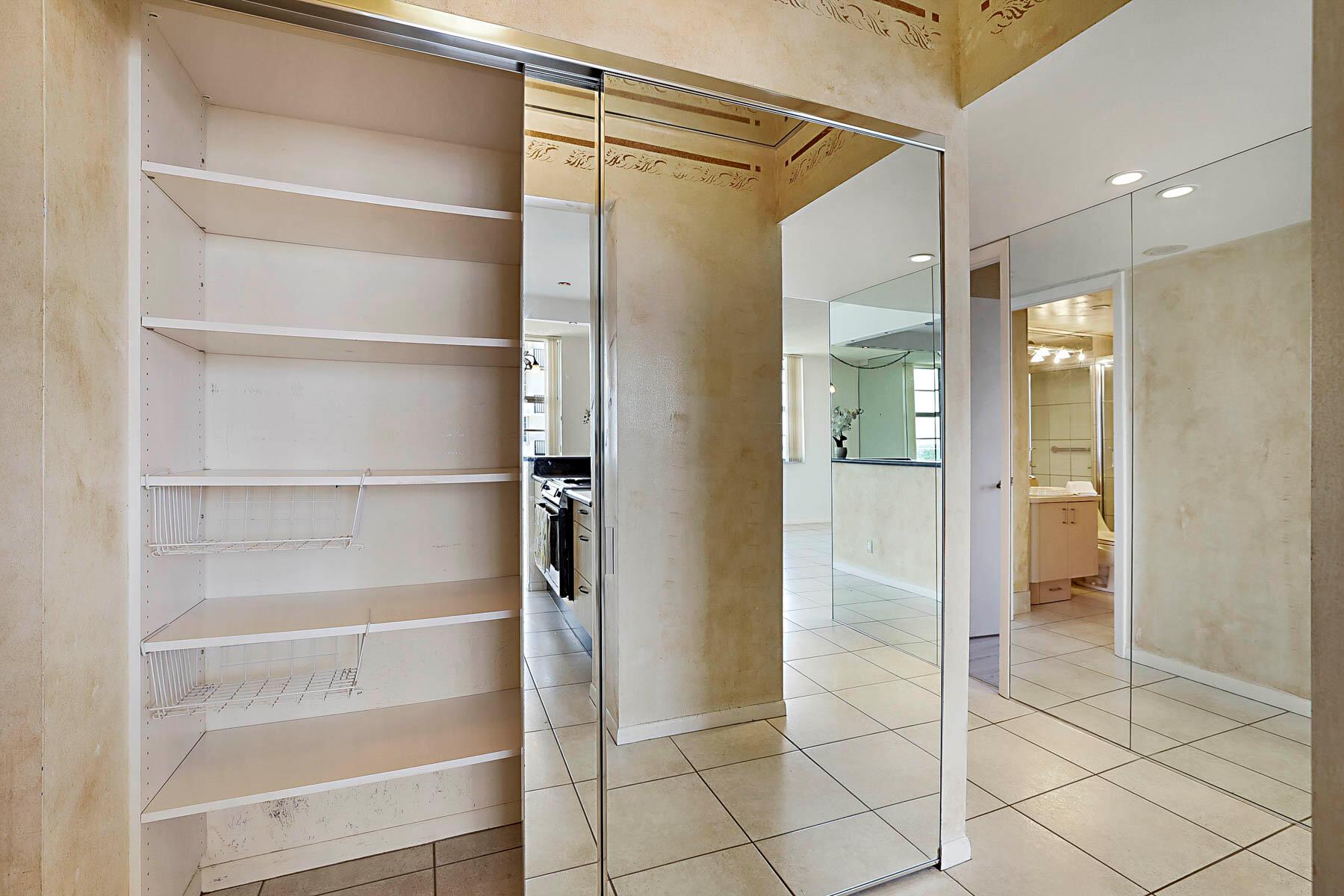 2121 N Ocean Boulevard 1201e
