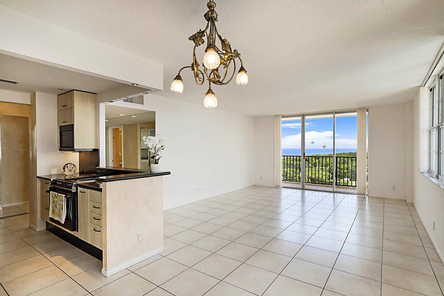 2121 N Ocean Boulevard 1201e
