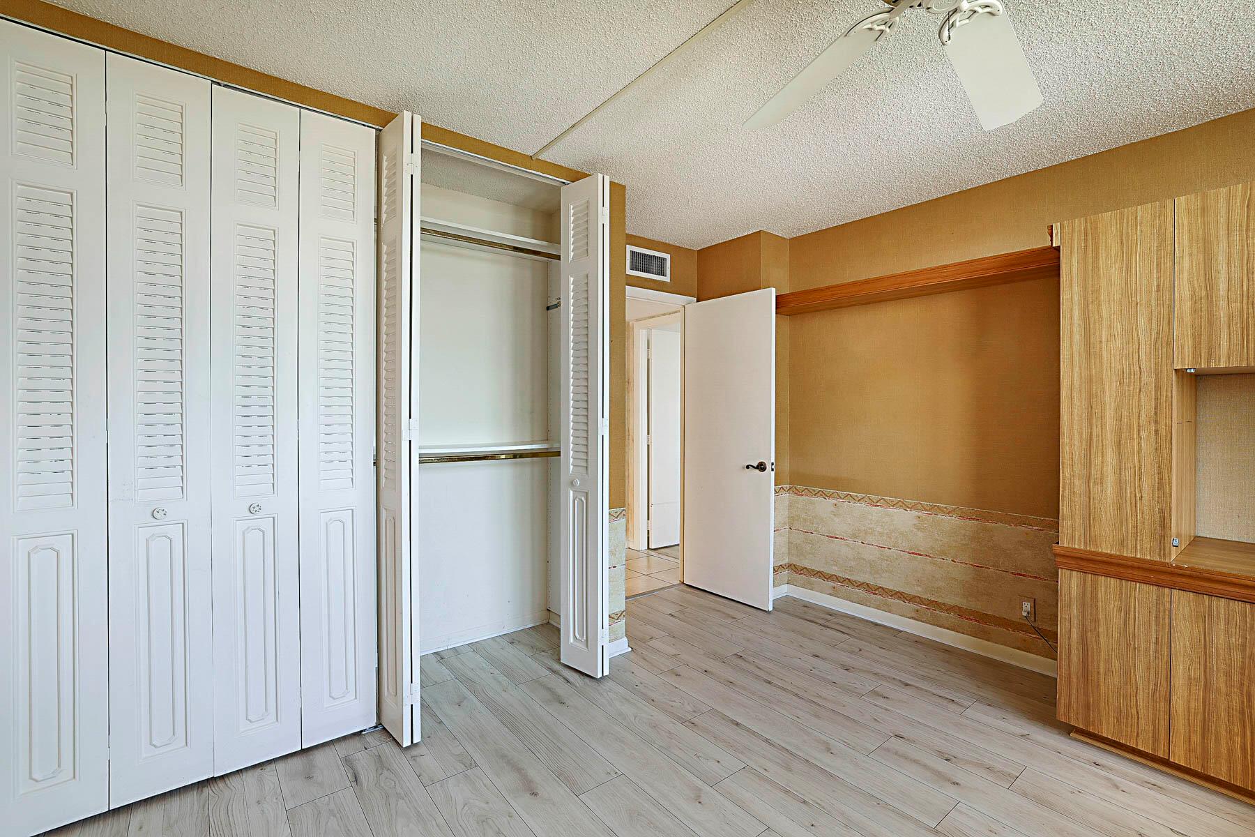 2121 N Ocean Boulevard 1201e