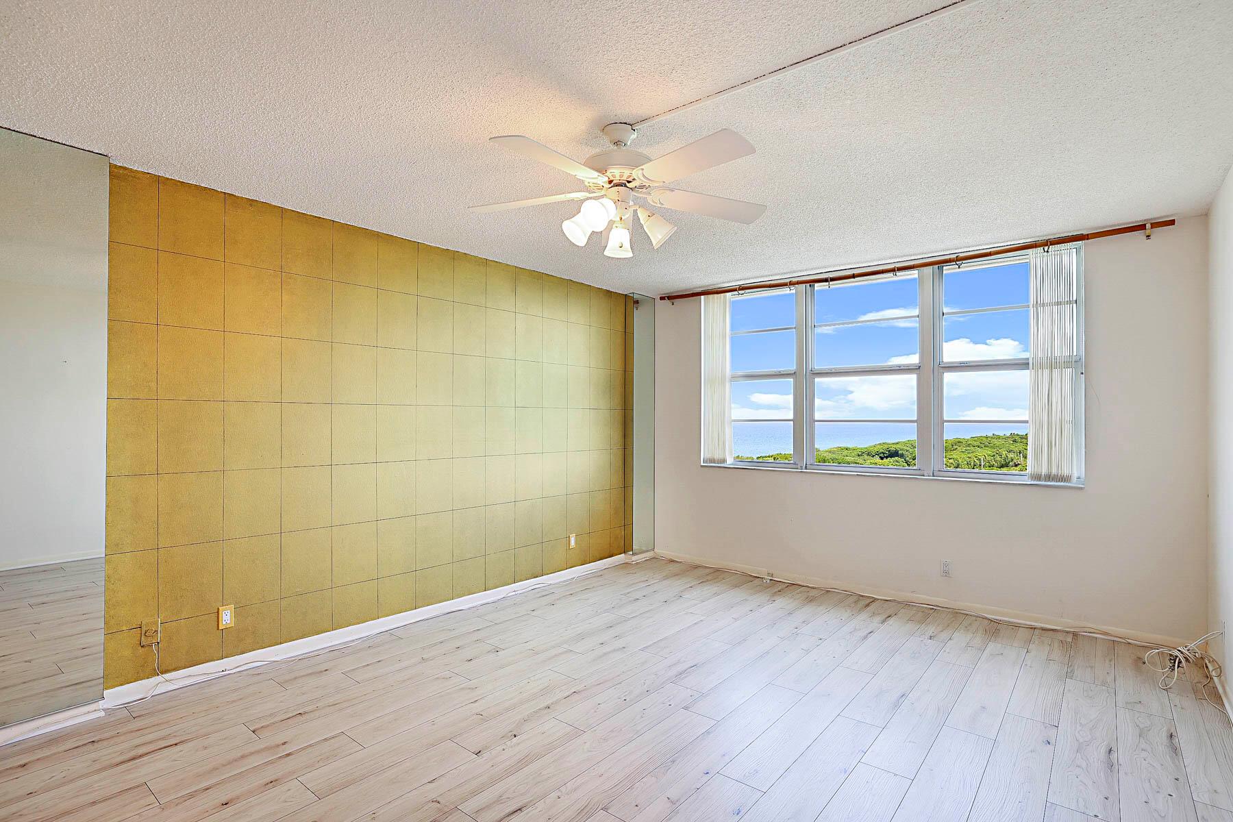 2121 N Ocean Boulevard 1201e