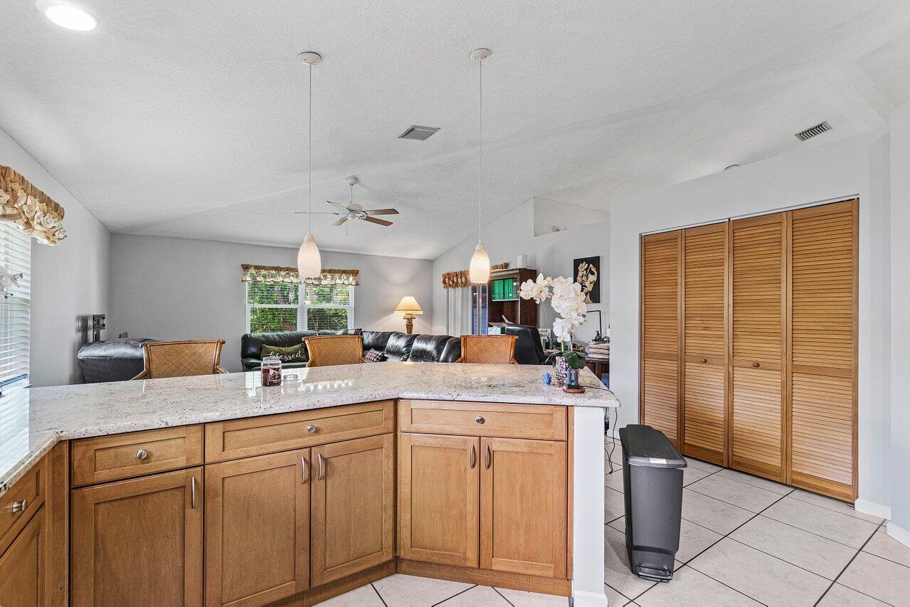 7600 Cocoanut Drive