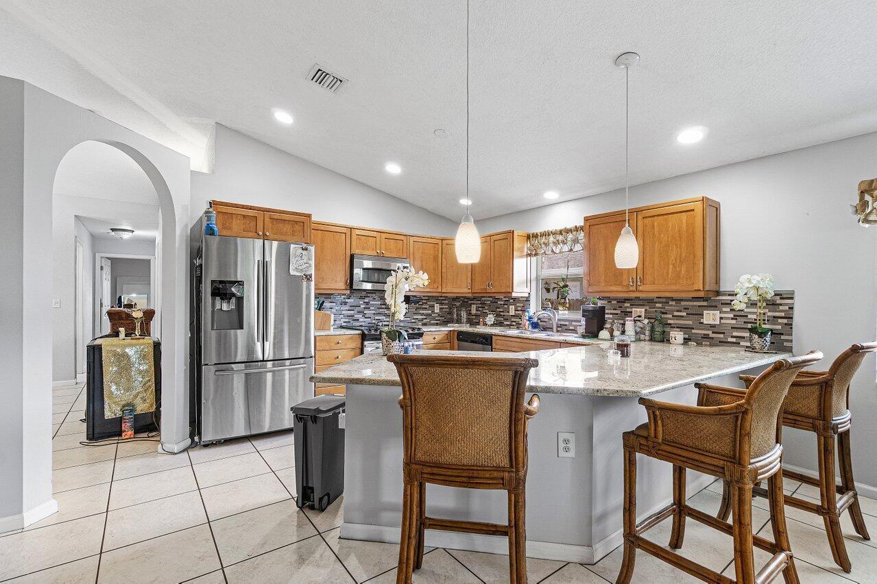 7600 Cocoanut Drive