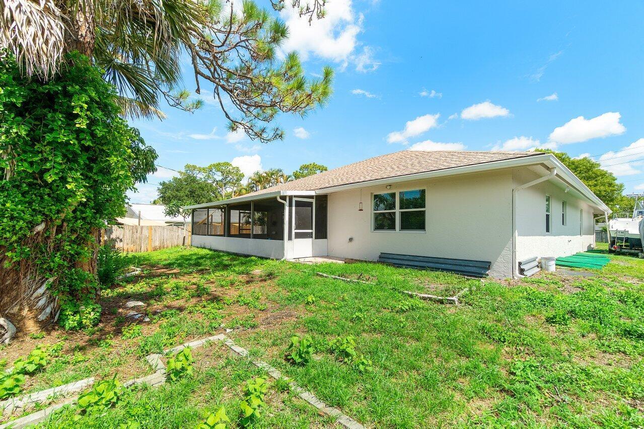 7600 Cocoanut Drive