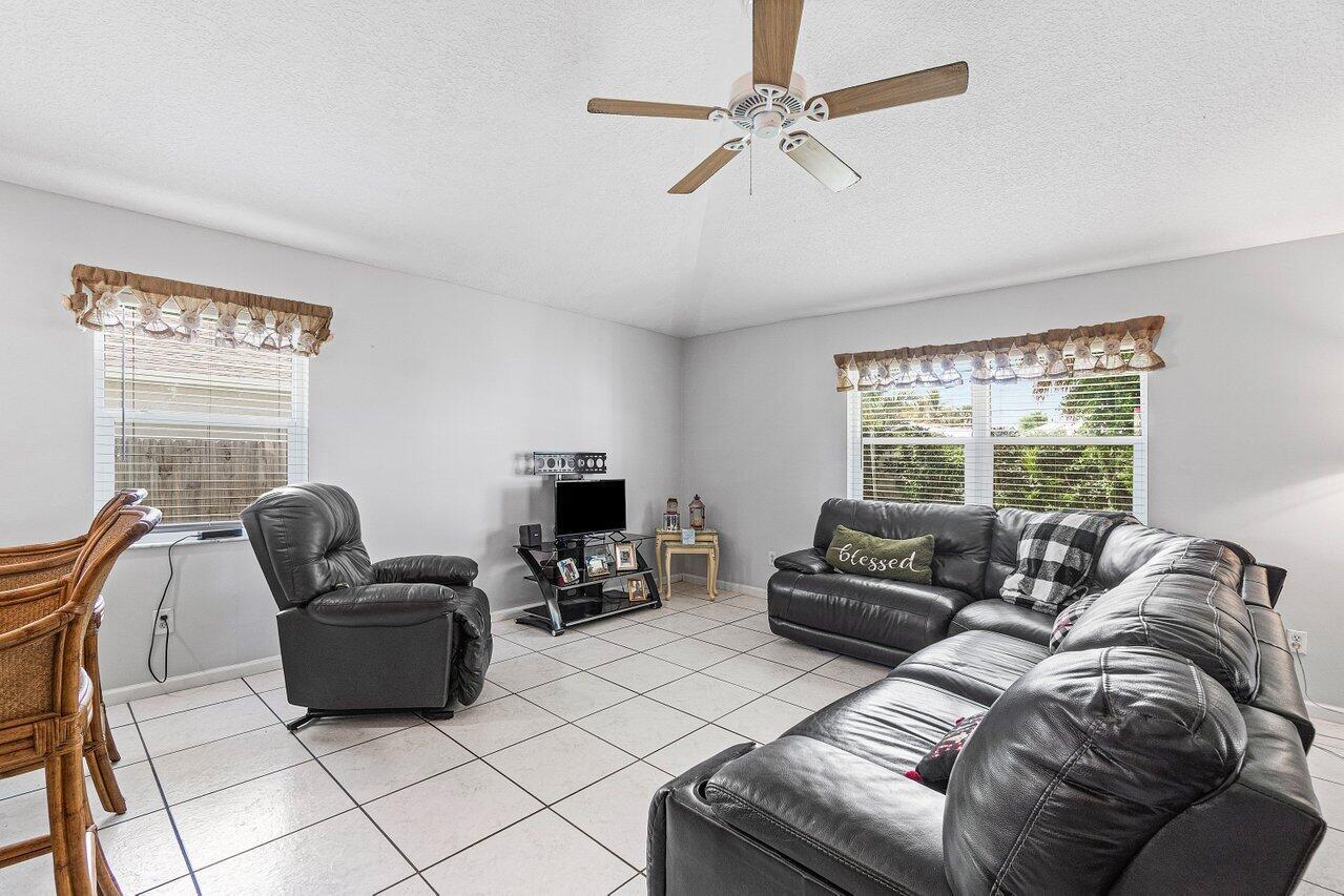 7600 Cocoanut Drive