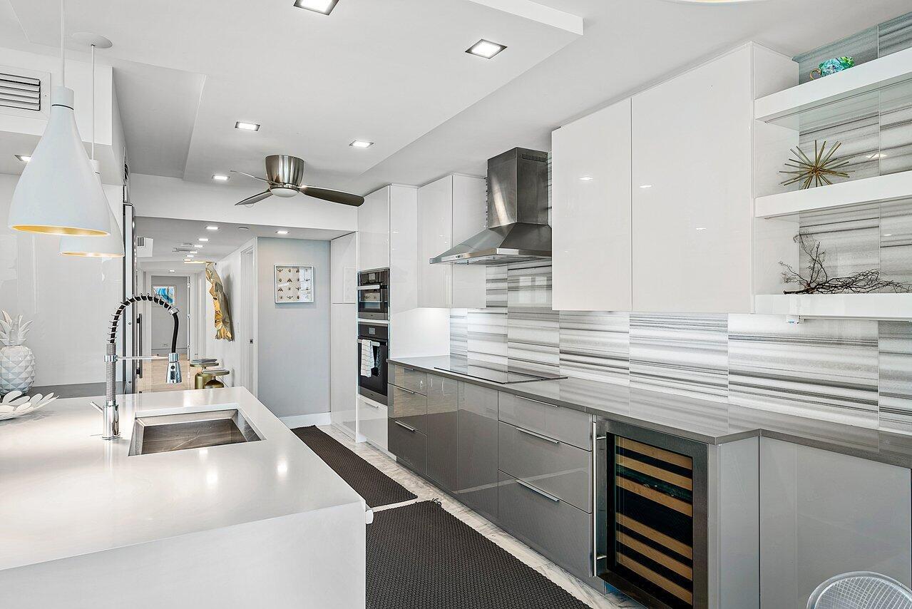 3211 S Ocean Boulevard 701